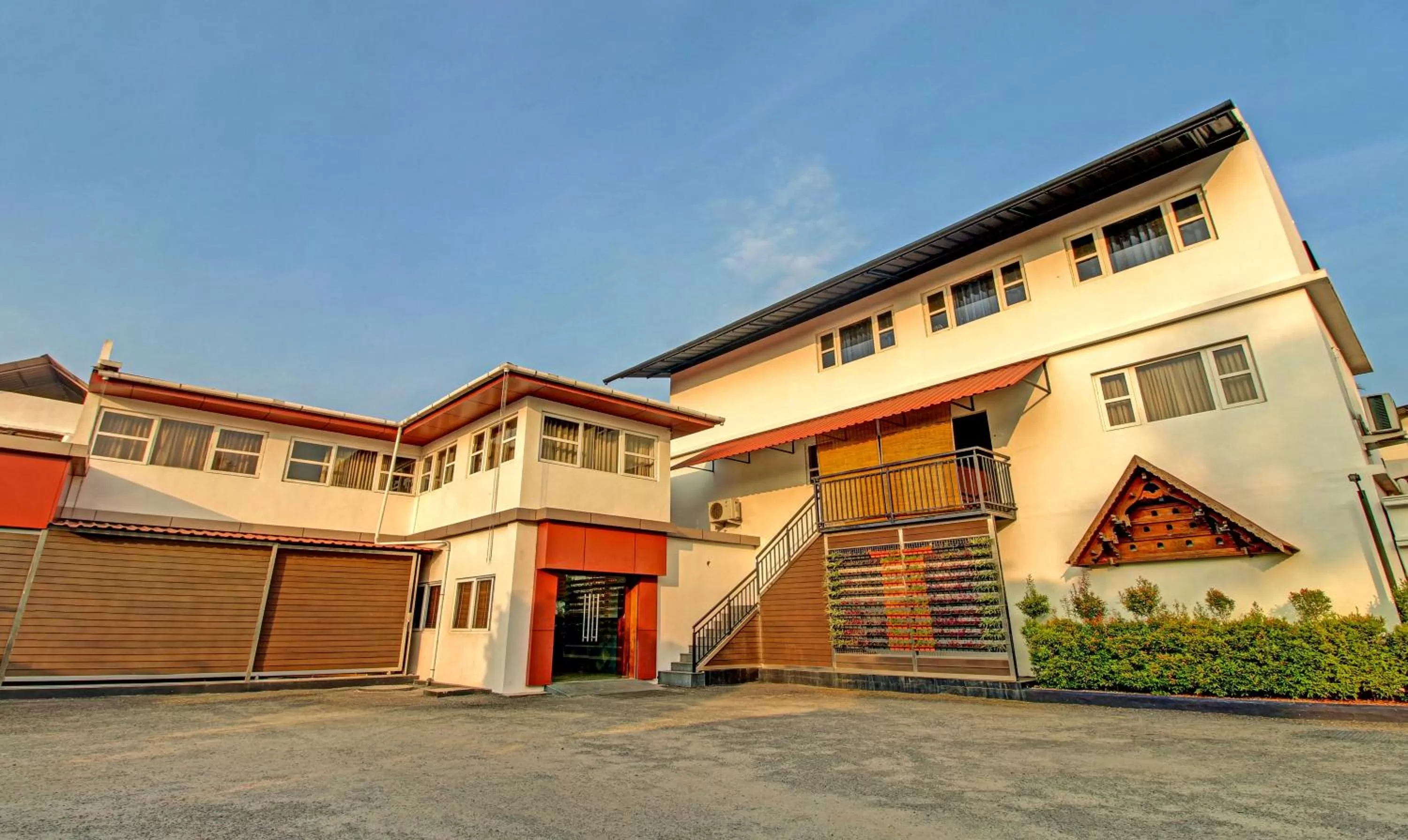 Property building in Treebo Prince