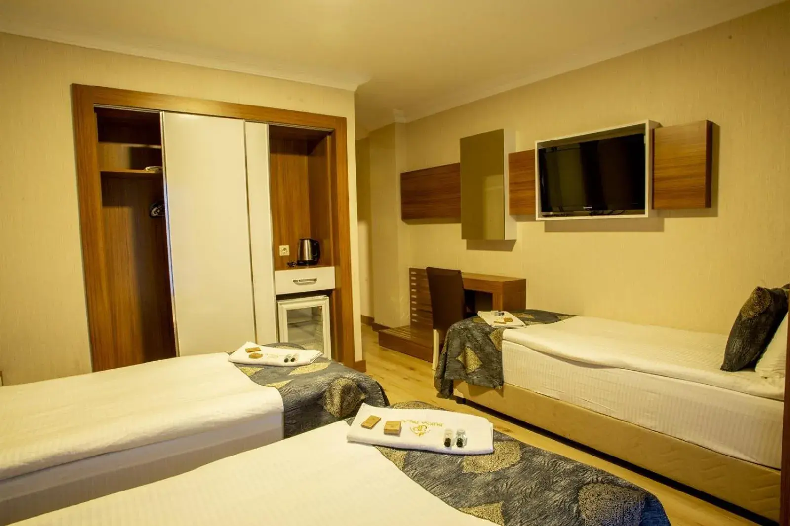 Bed in Bursa Palas Hotel