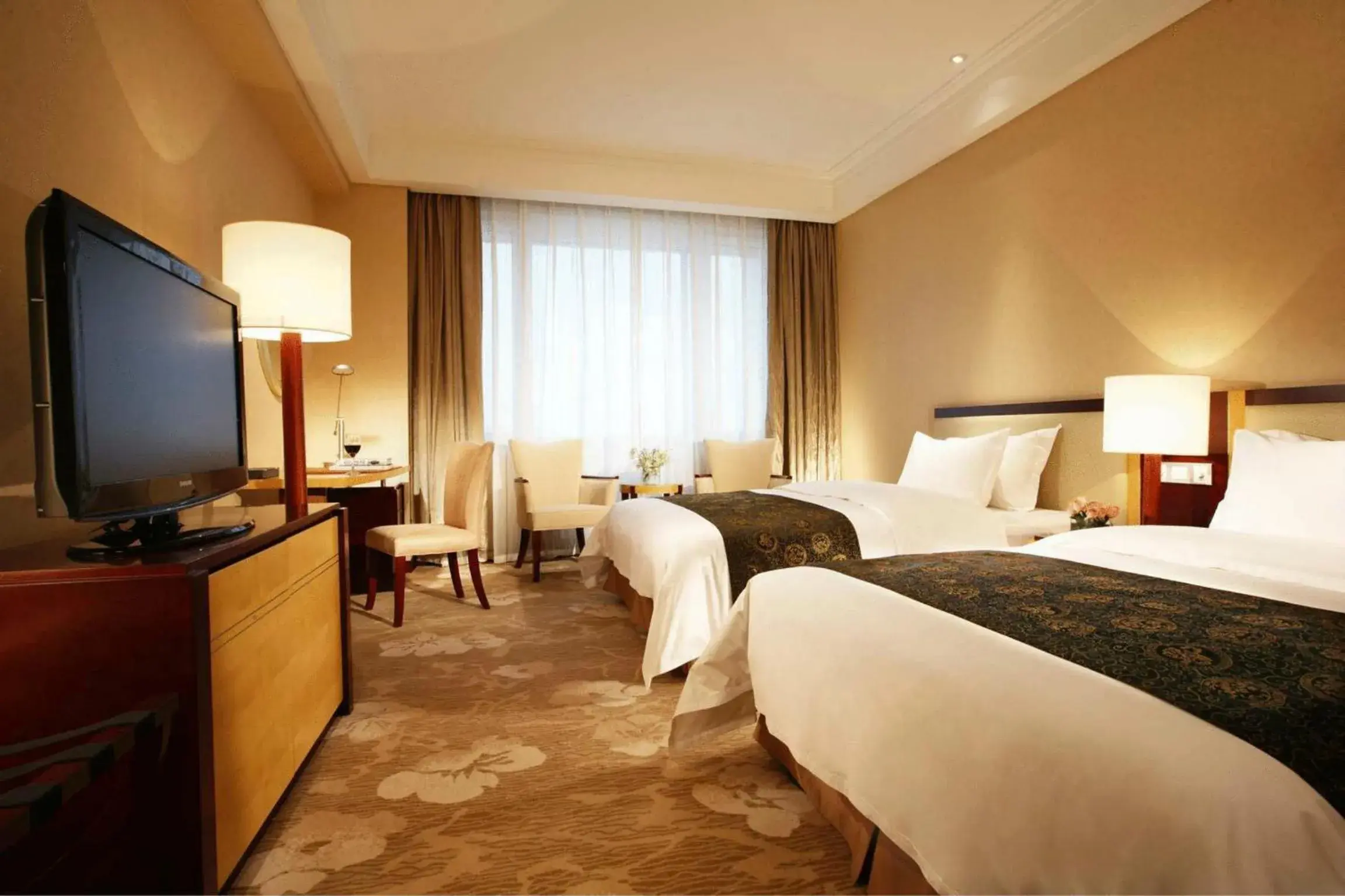 Bedroom, Bed in Tianjin Saixiang Hotel