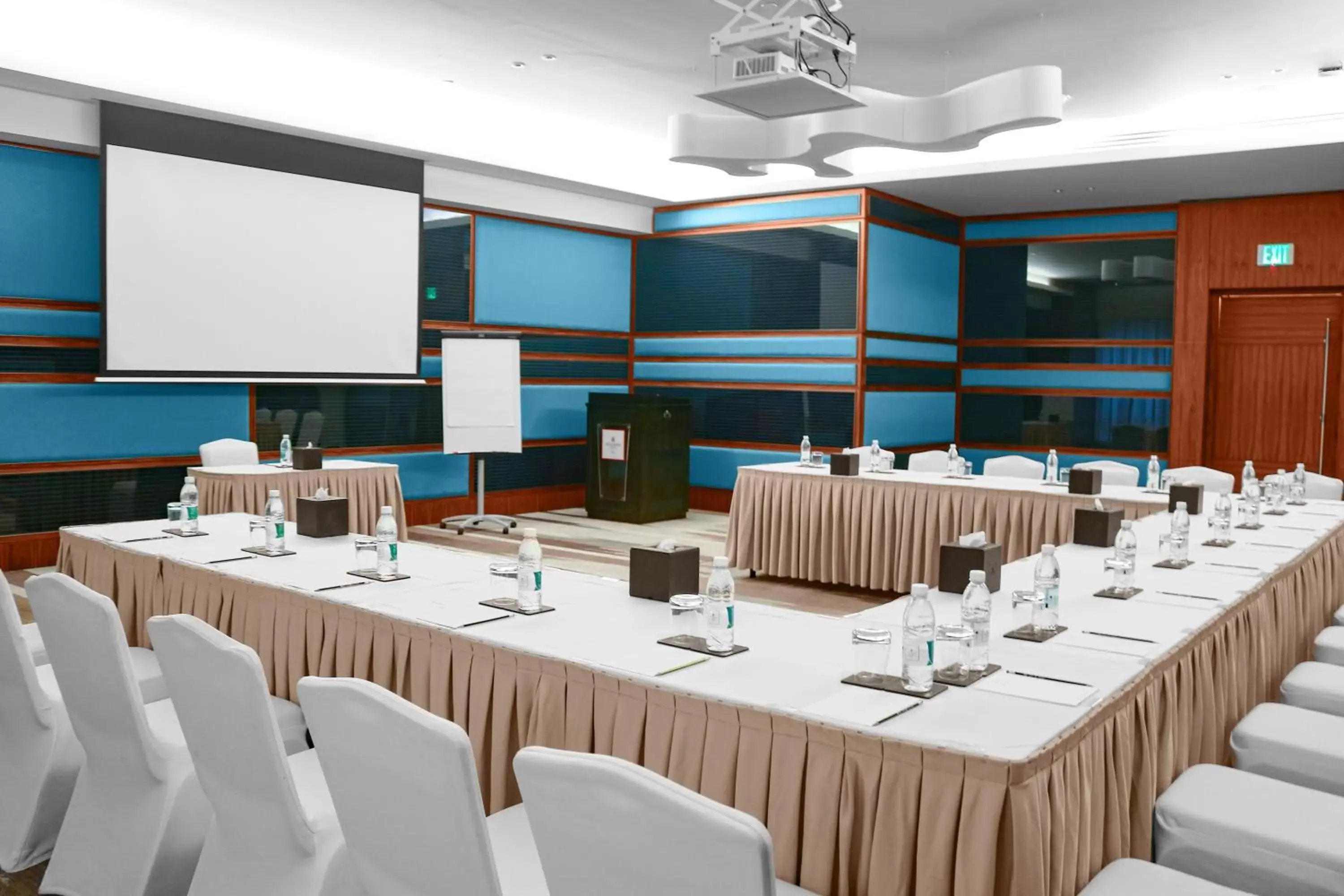 Meeting/conference room in Millennium Plaza Doha