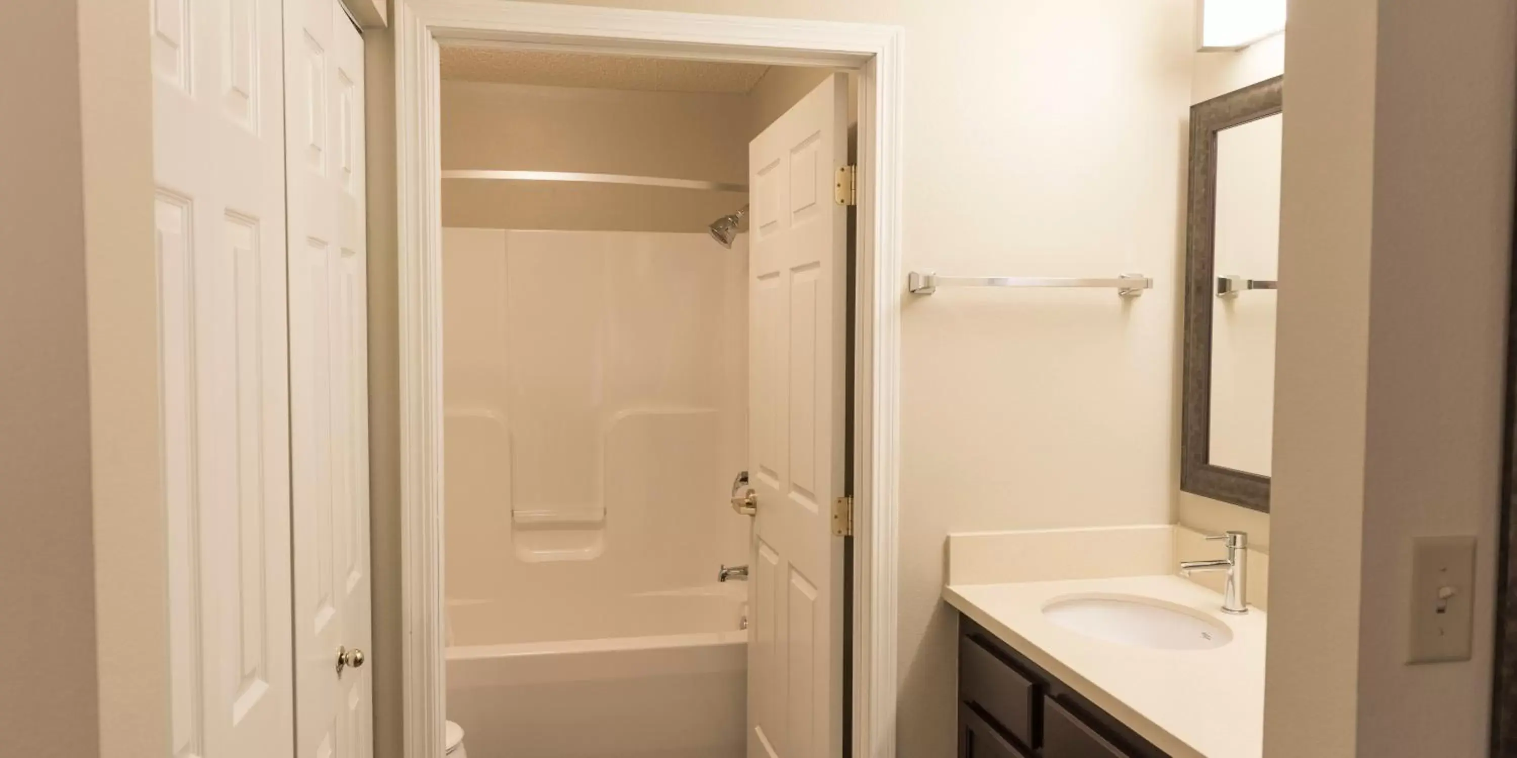 Photo of the whole room, Bathroom in Staybridge Suites Fargo, an IHG Hotel