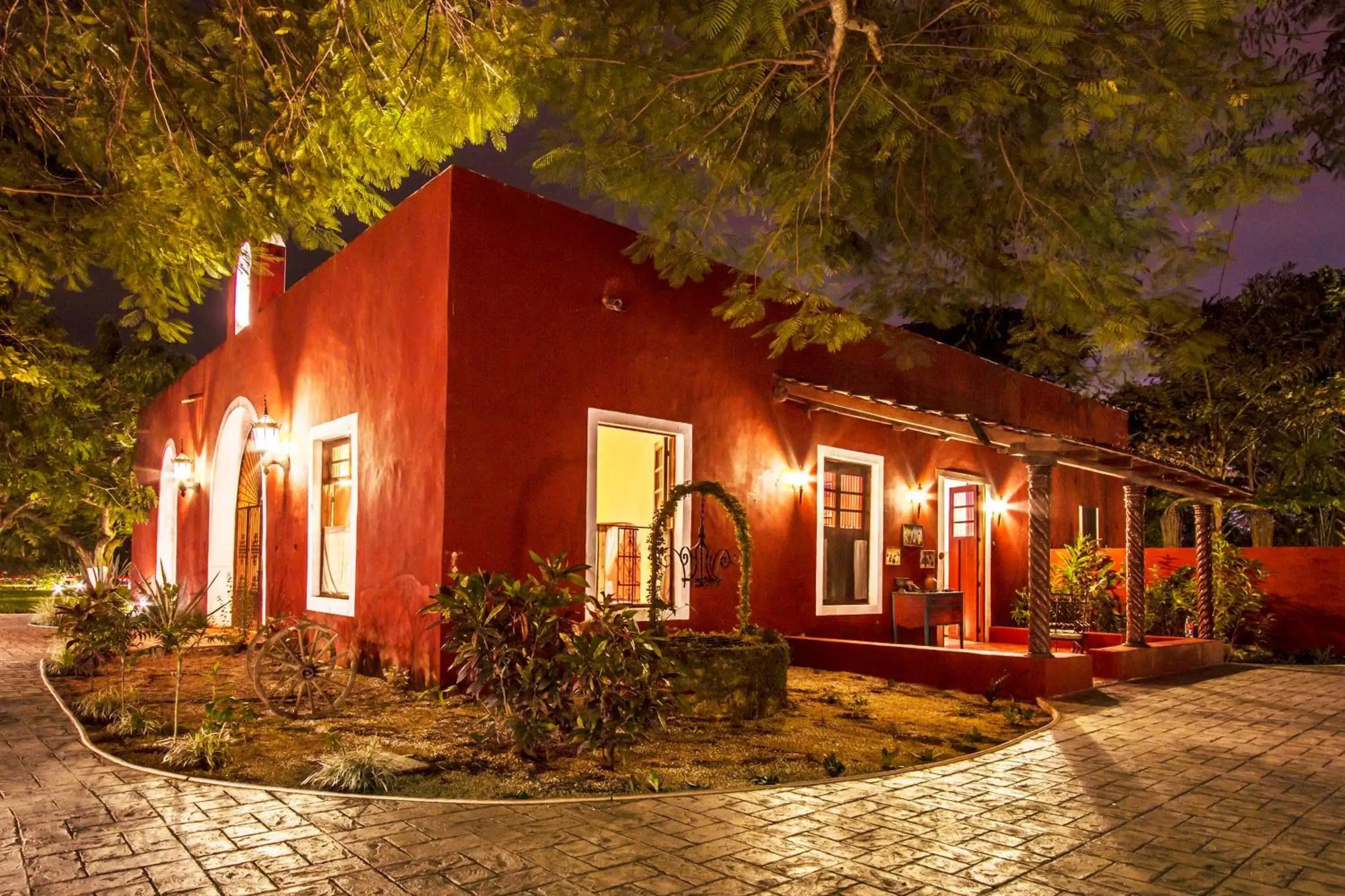 Patio, Property Building in Hacienda Santa Cruz Merida