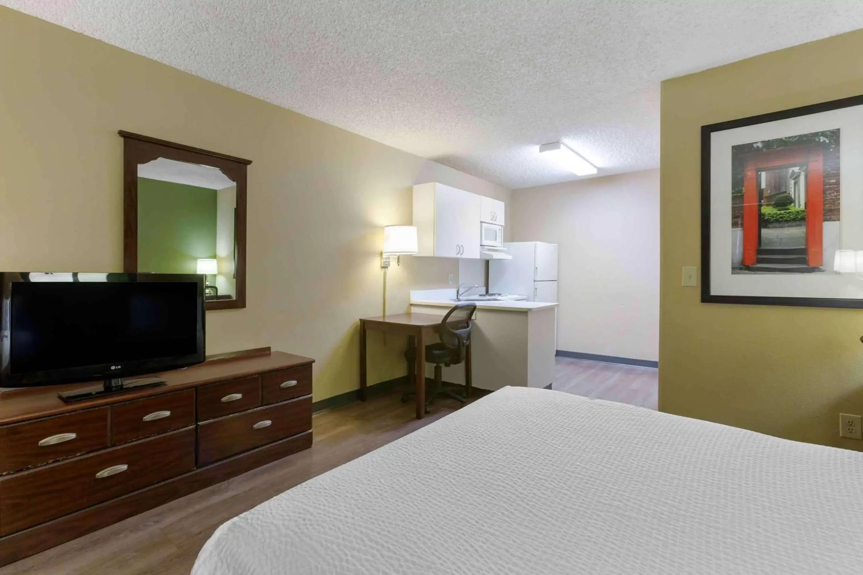 Bedroom, Bed in Extended Stay America Suites - Phoenix - Scottsdale - North