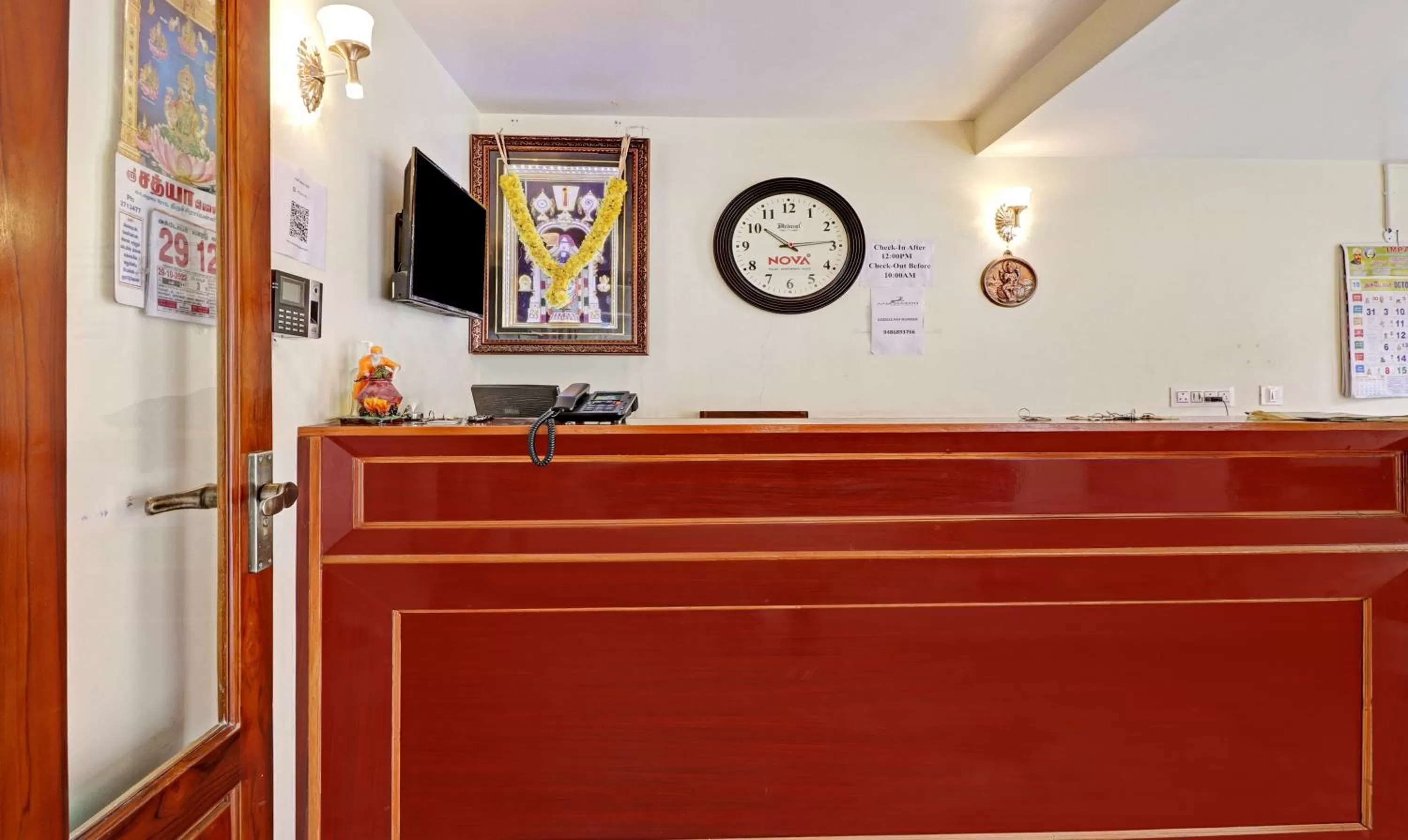 Lobby or reception in Treebo Aall Season