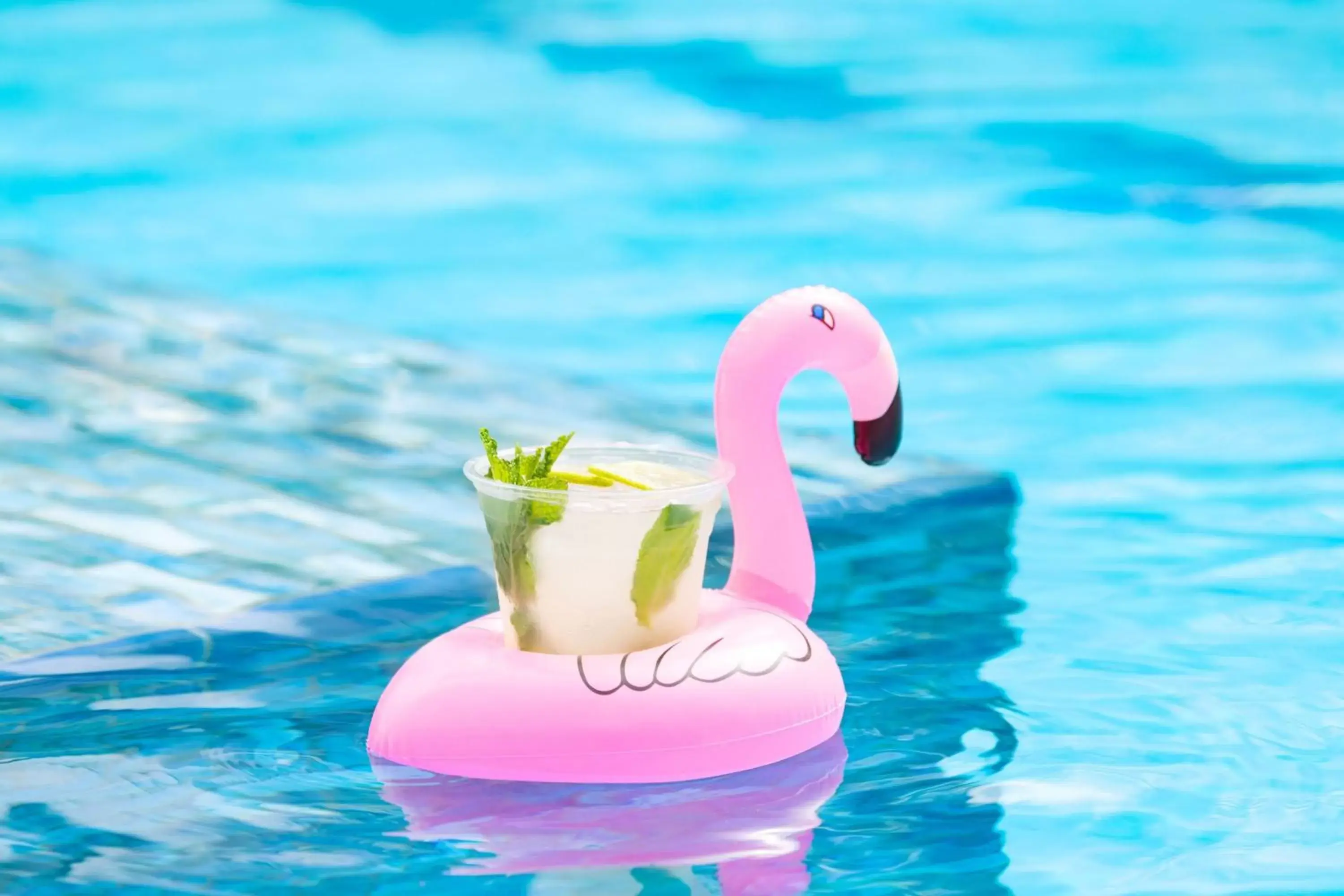 Swimming pool in Residence Inn by Marriott San Juan Isla Verde