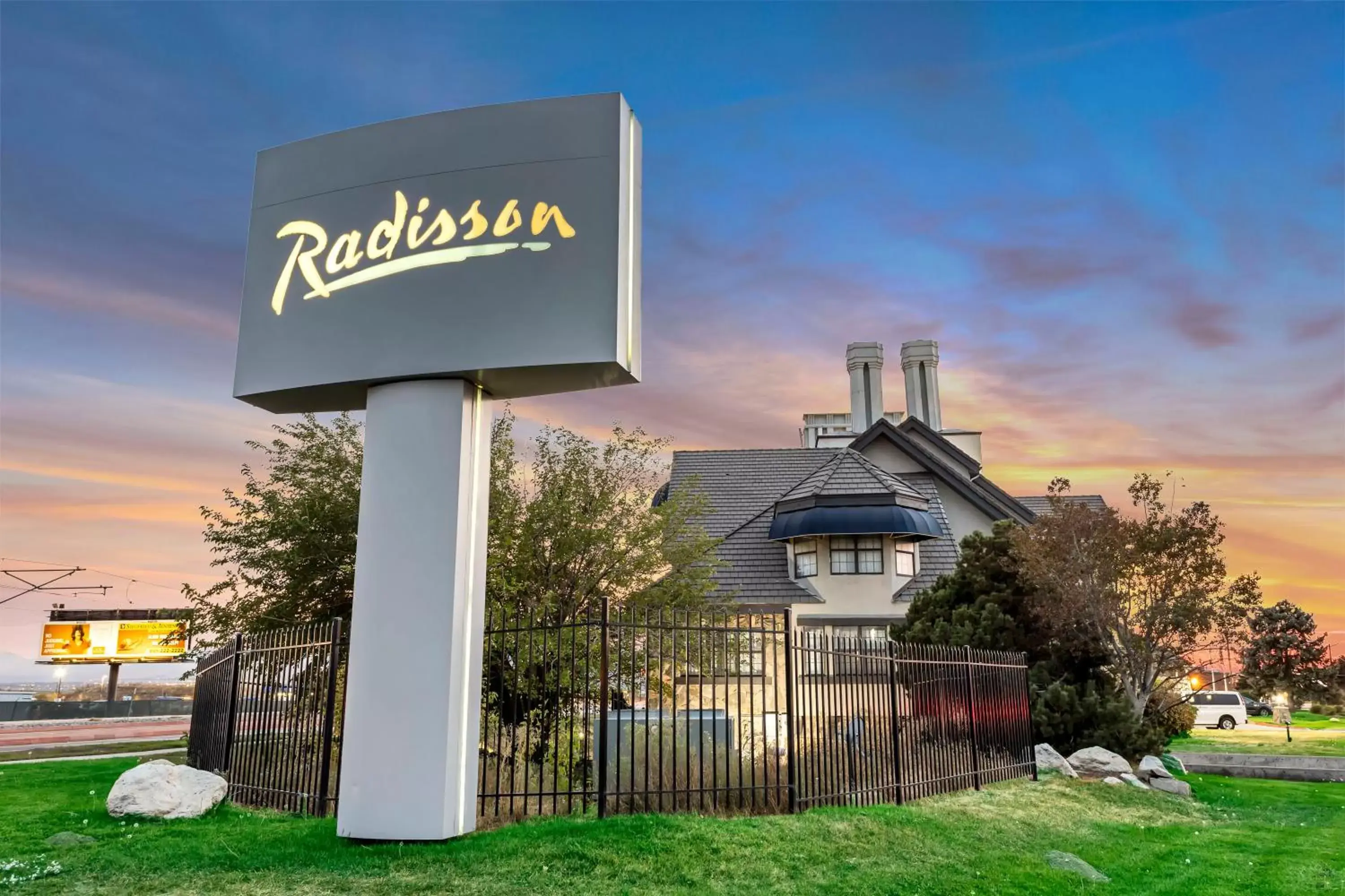 Logo/Certificate/Sign, Property Building in Radisson Salt Lake Airport