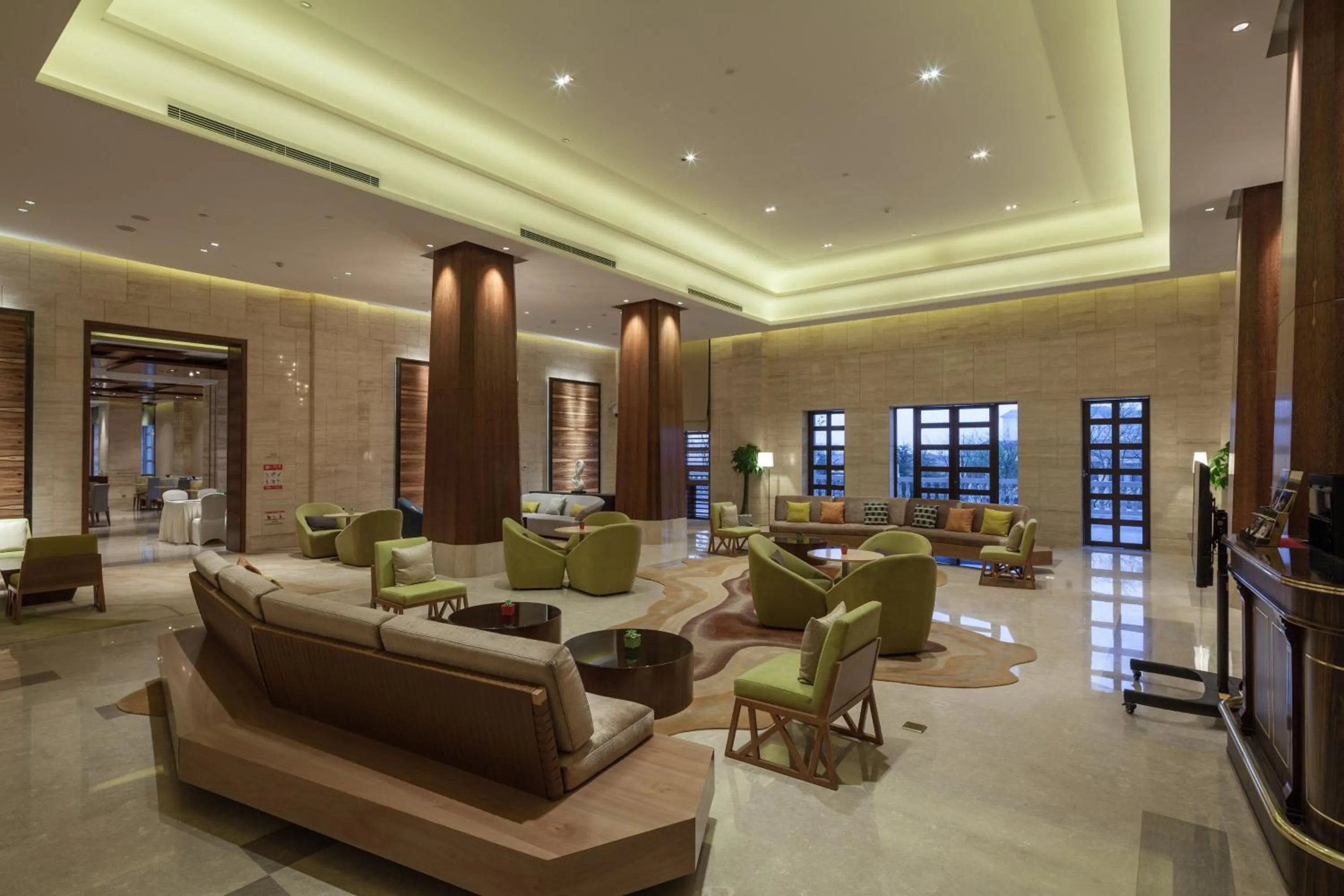 Property building in Hai Tian Expo Hotel