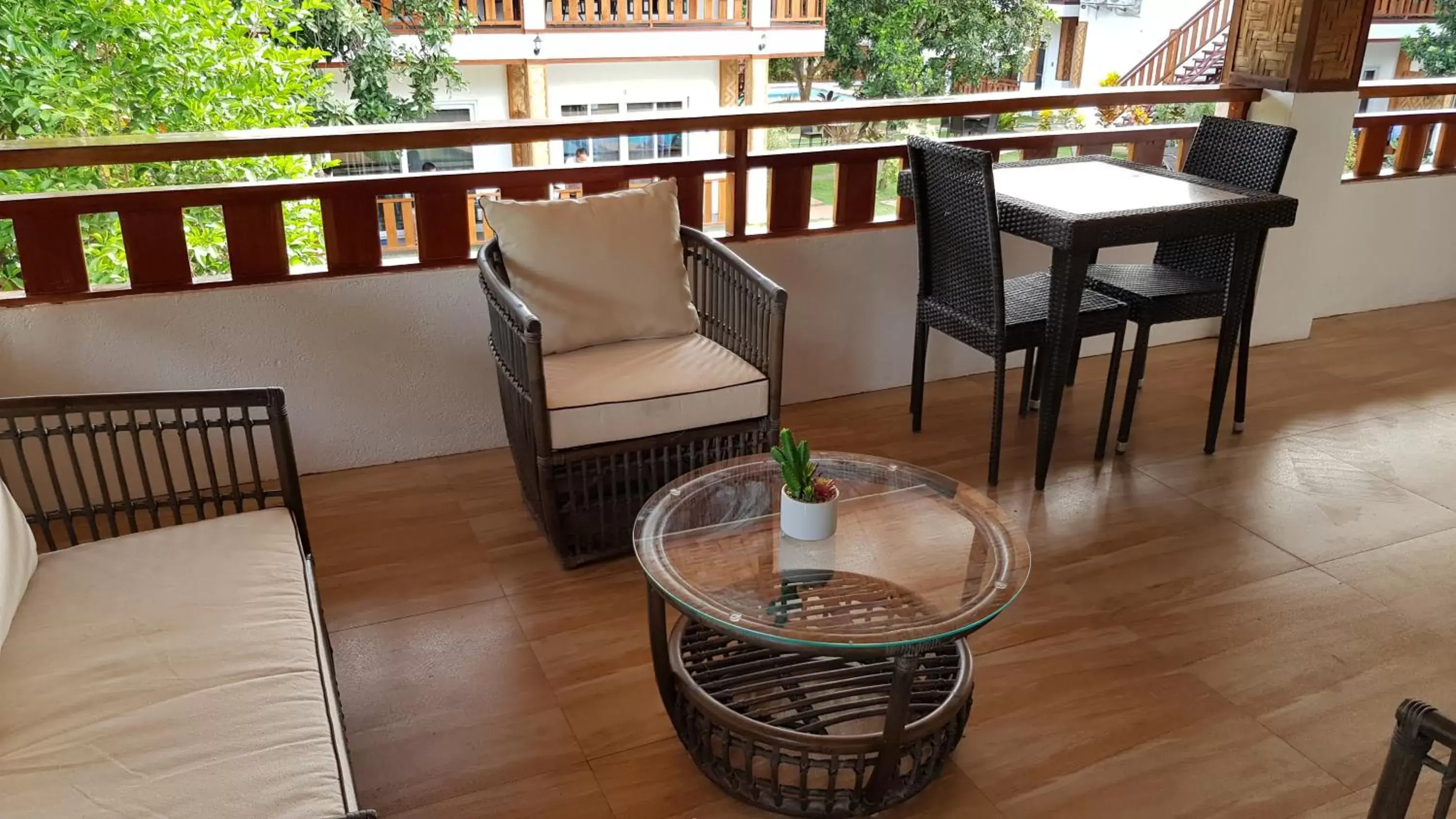 Balcony/Terrace in Scent of Green Papaya