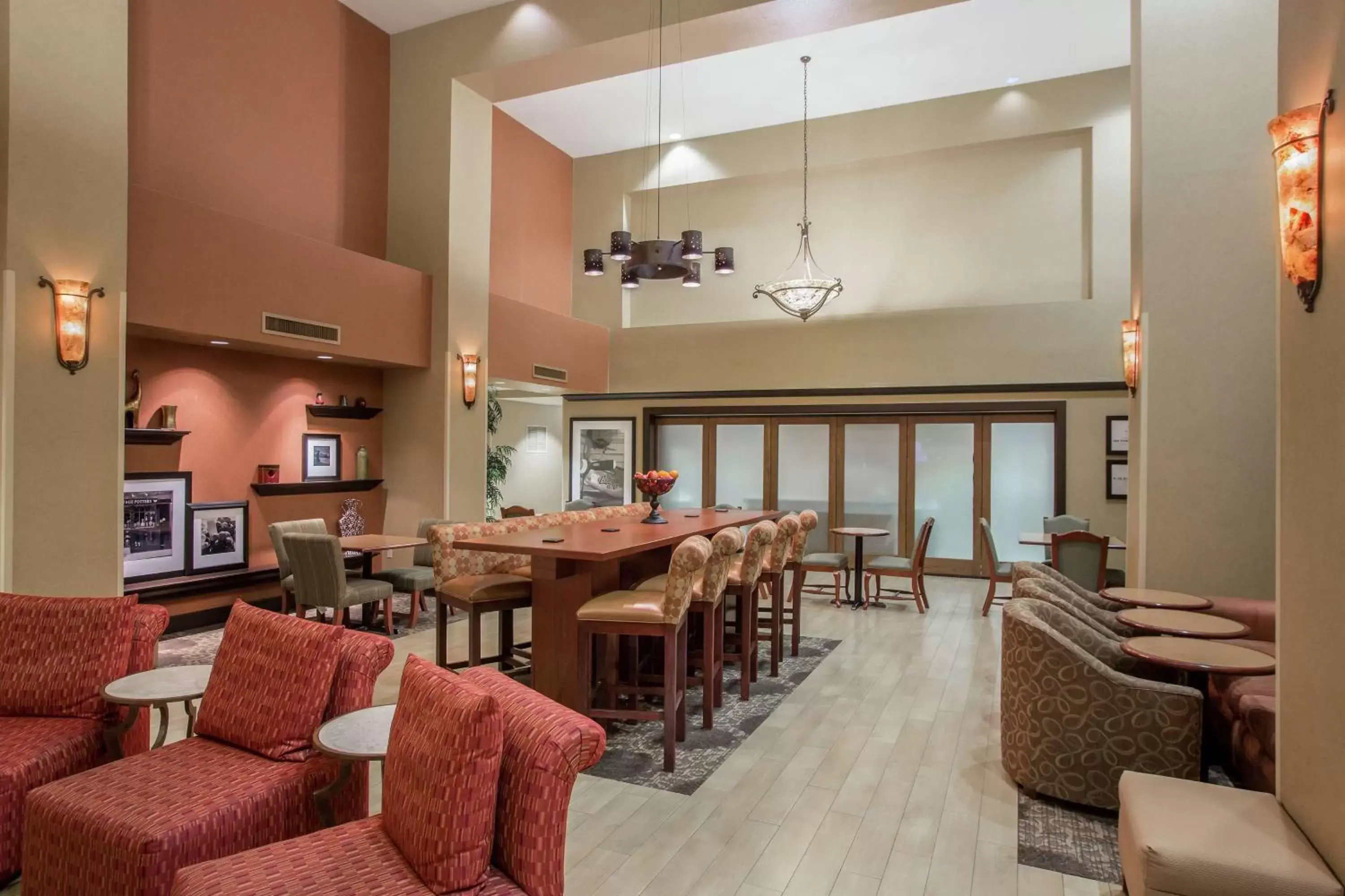 Lobby or reception, Restaurant/Places to Eat in Hampton Inn & Suites Yuba City