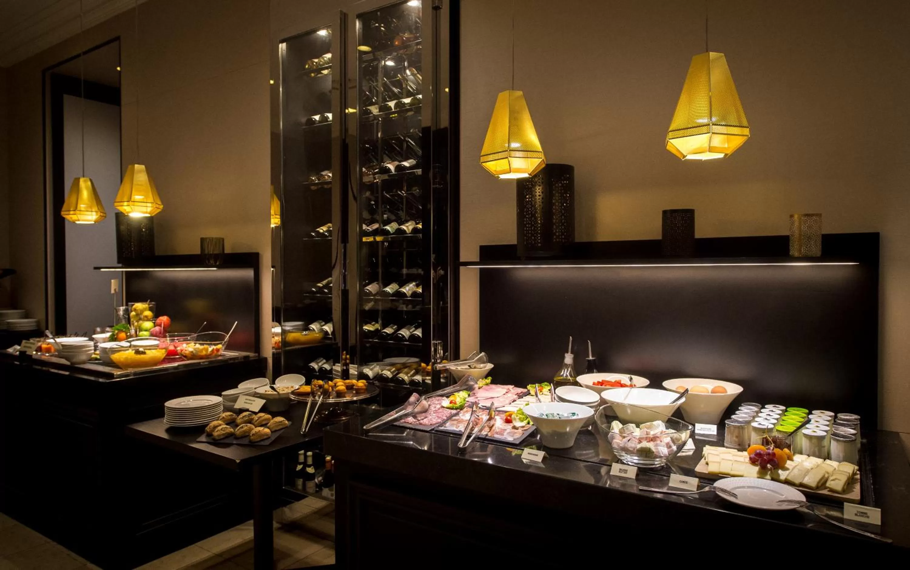 Breakfast in Grand Hôtel La Cloche Dijon - MGallery Collection