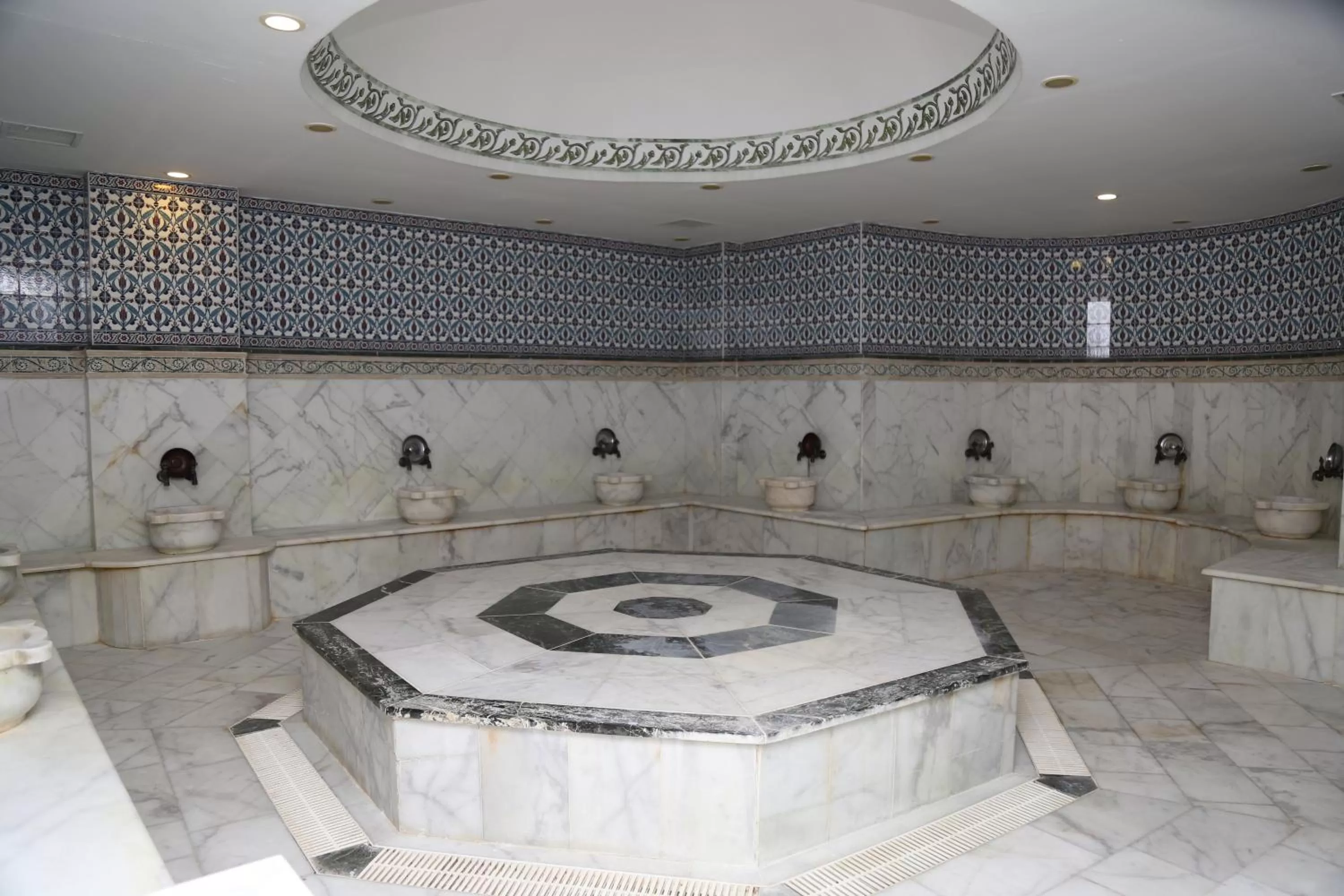 Spa and wellness centre/facilities in Lidya Sardes Hotel Thermal & SPA