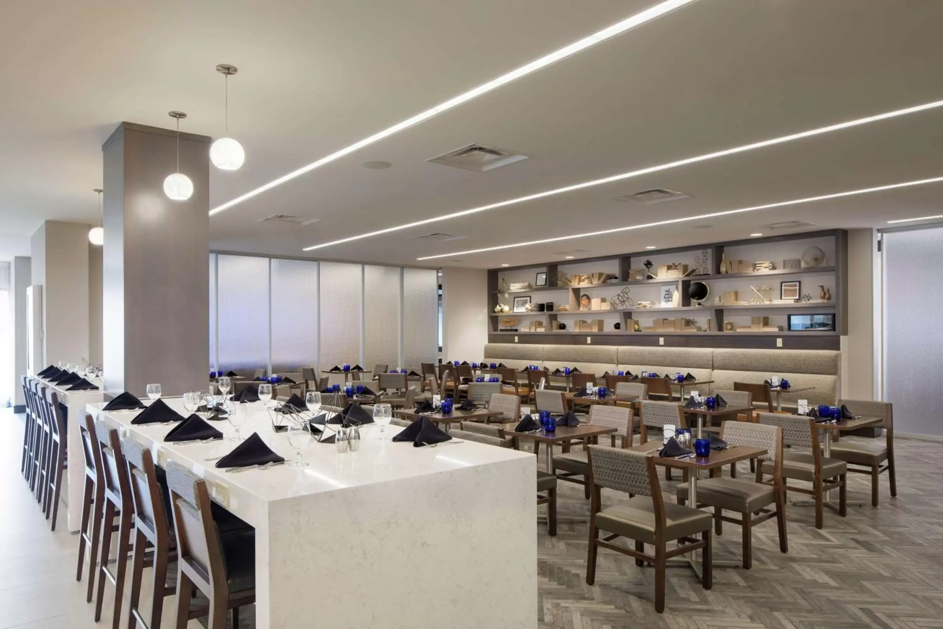 Dining area, Restaurant/Places to Eat in DoubleTree by Hilton Hotel Syracuse