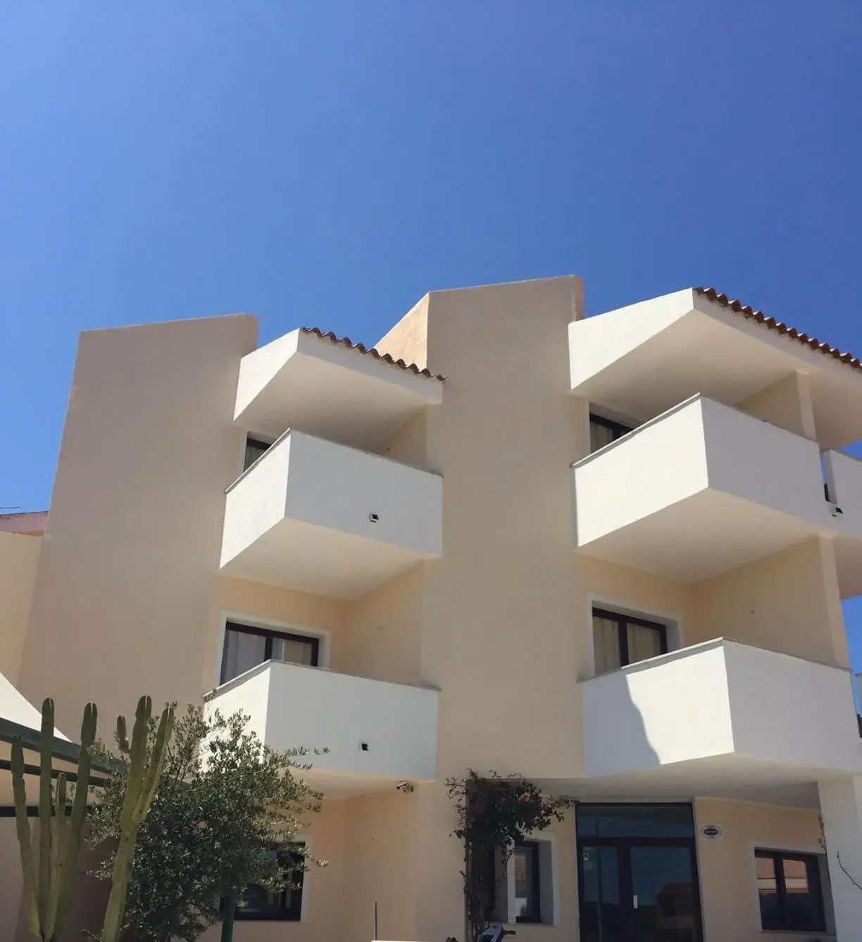 Facade/entrance, Property Building in Palau City Hotel