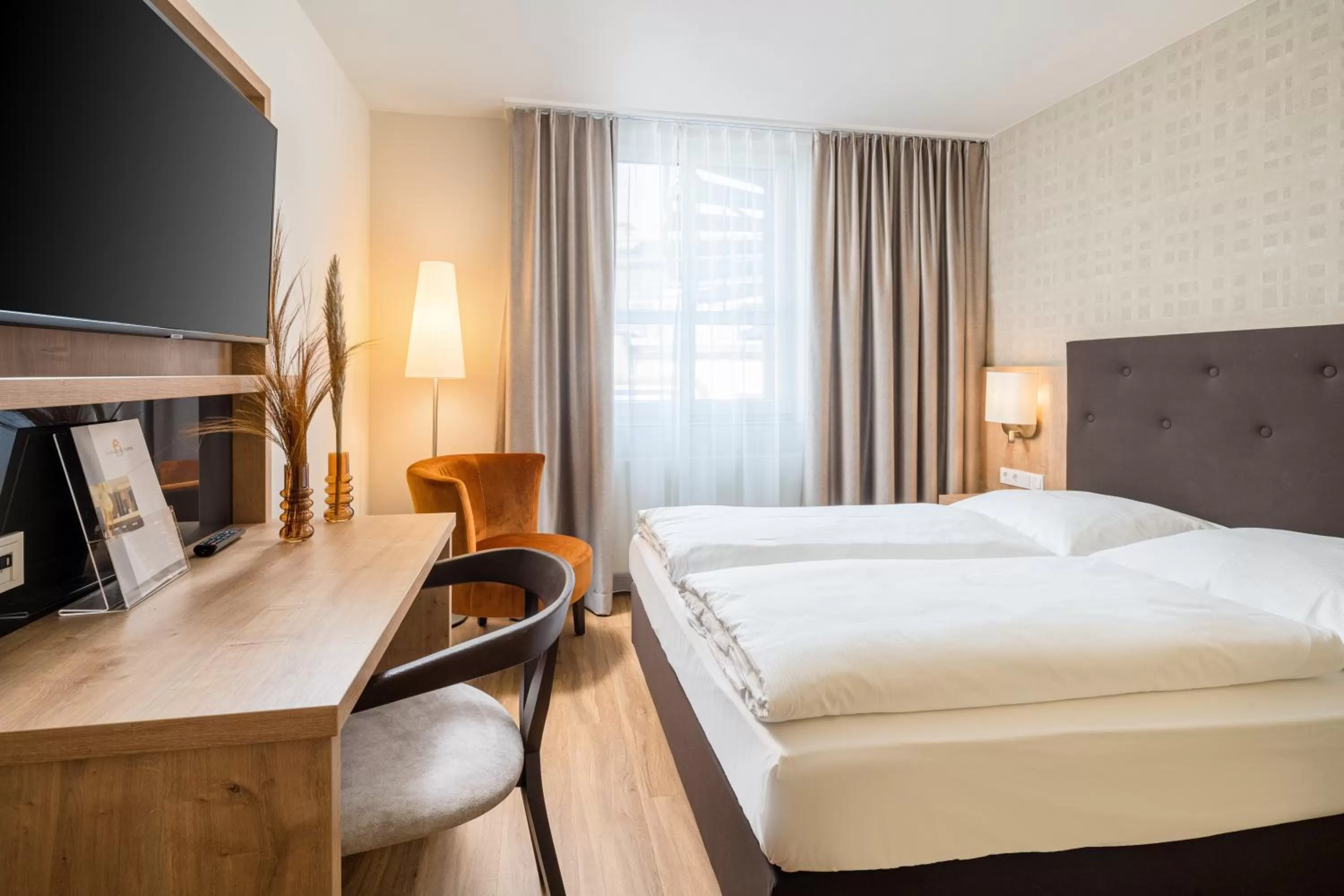 Property building, Bed in Hotel Flandrischer Hof