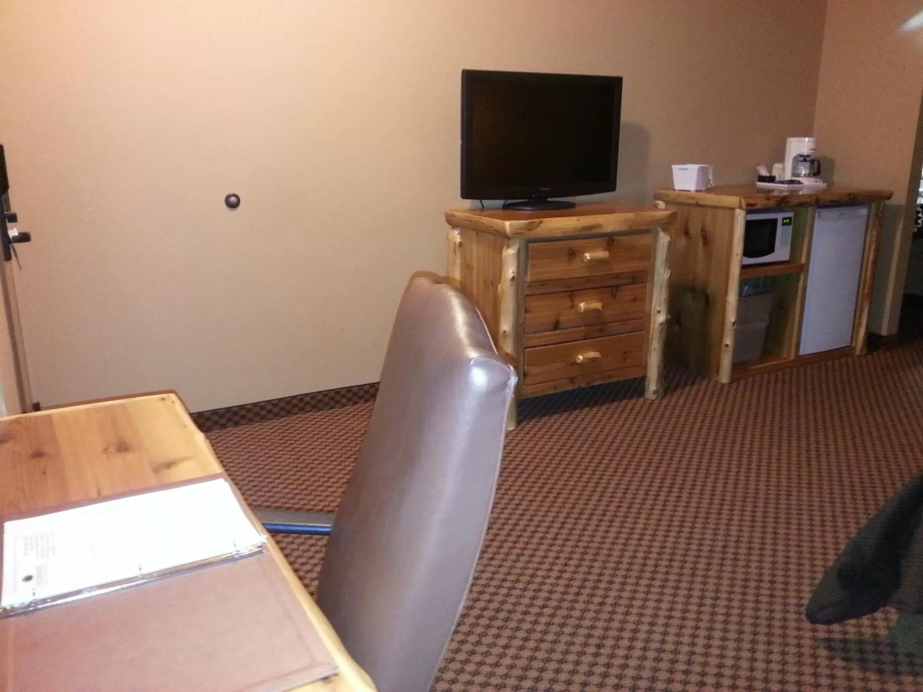 TV and multimedia, TV/Entertainment Center in Arrowwood Lodge at Brainerd Lakes