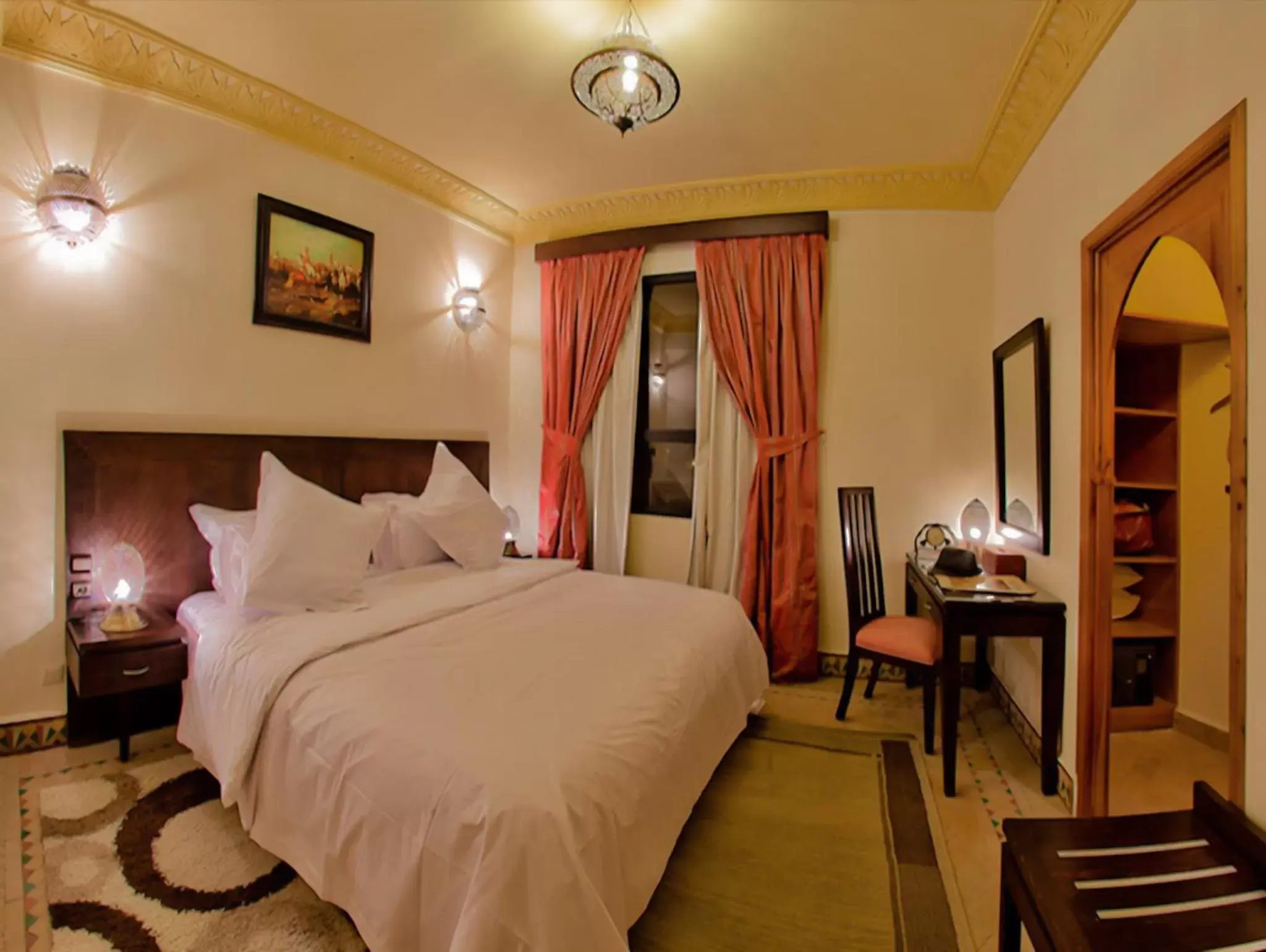 Bedroom, Bed in Hotel Lawrence d'Arabie