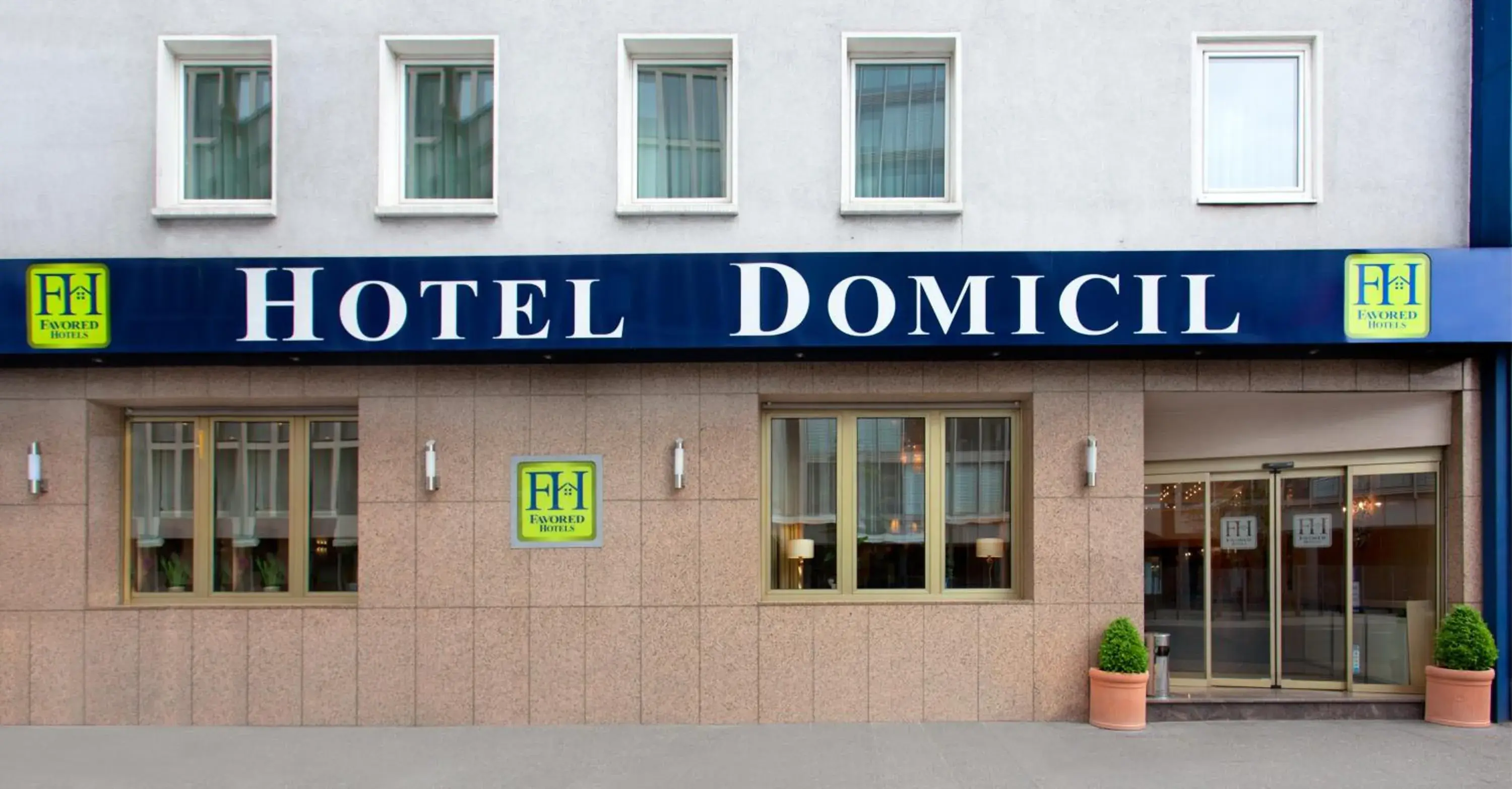 Facade/Entrance in The Domicil Hotel Frankfurt City