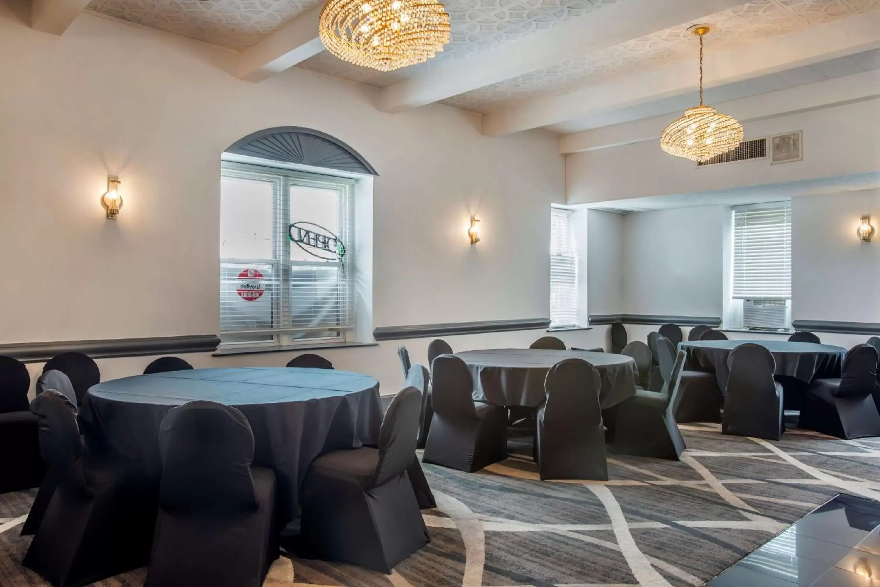 Bedroom in Best Western Fort Washington Inn Bedroom in Best Western Fort Washington Inn