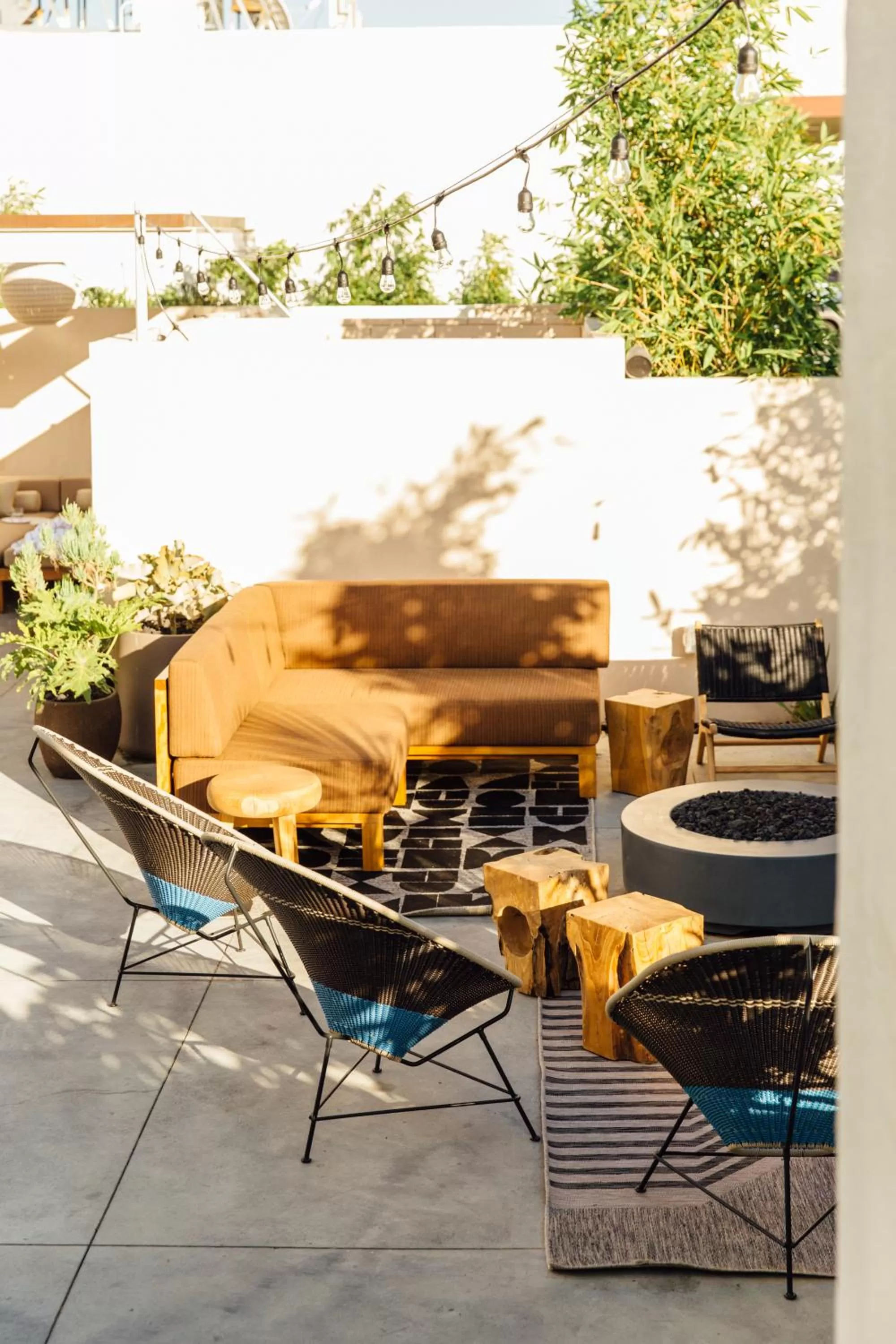 Business facilities in Hotel June West LA, a Member of Design Hotels