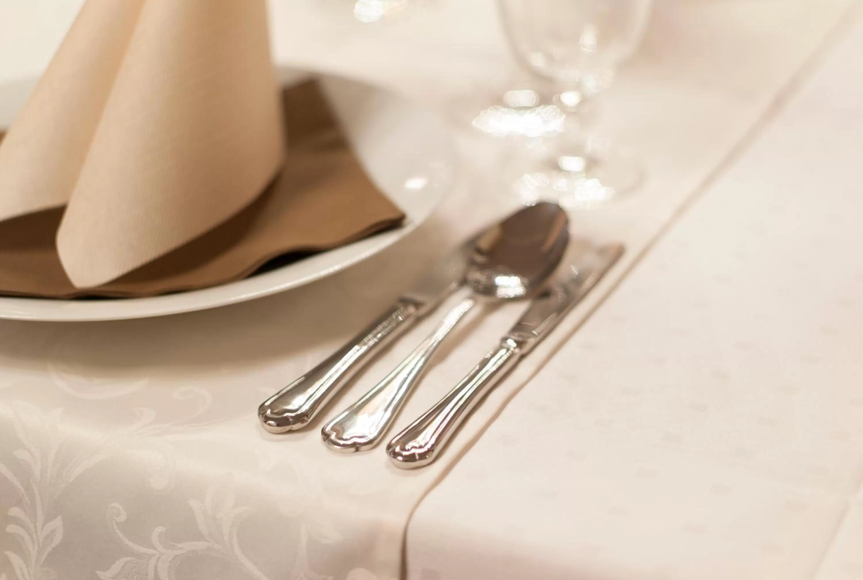 Restaurant/places to eat in WELLNESS HOTEL LÖWE