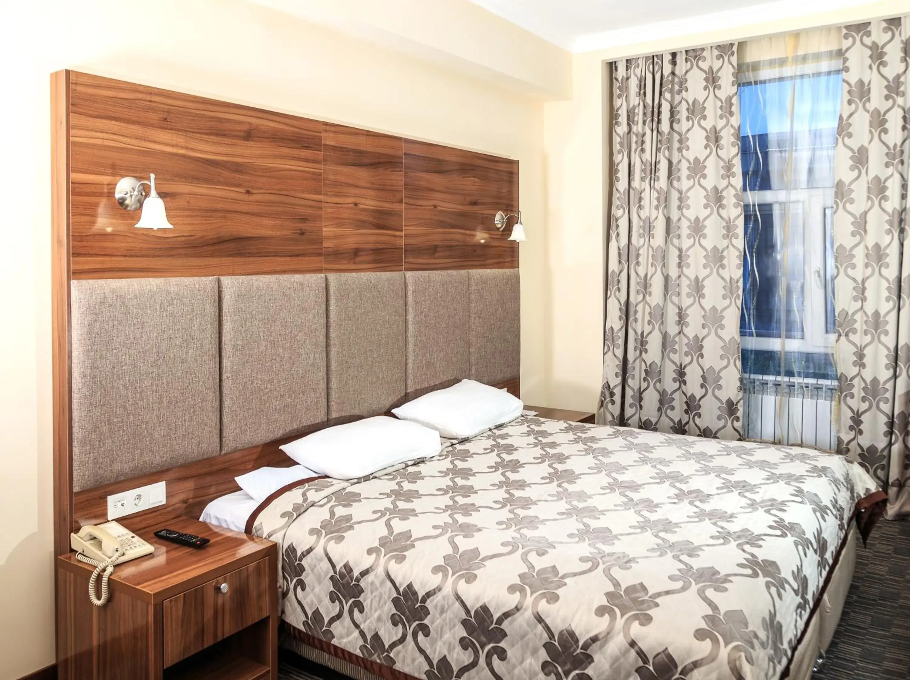 Bed in Grand Hotel Eurasia