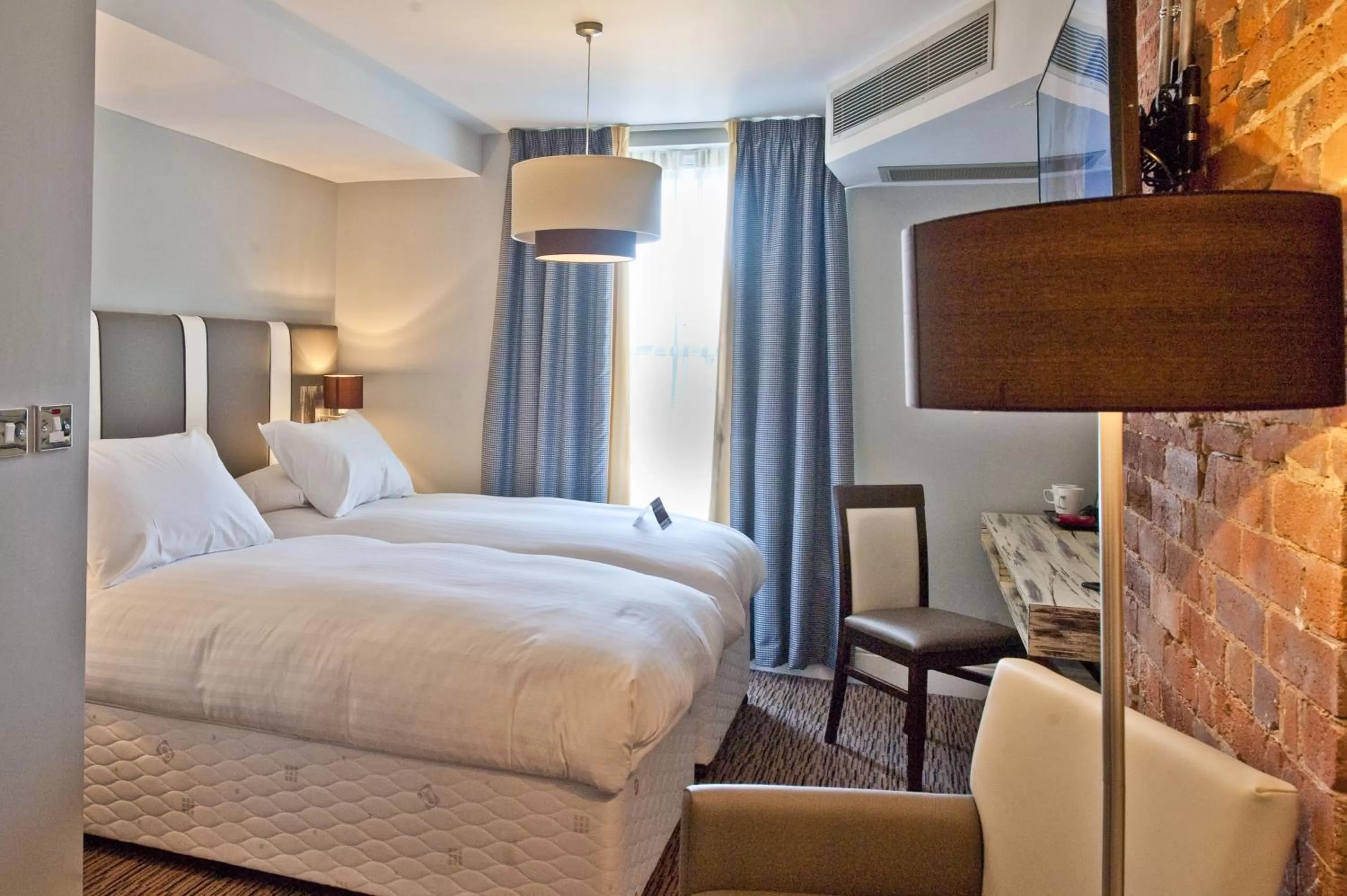 Bed in The Red Lion Wetherspoon