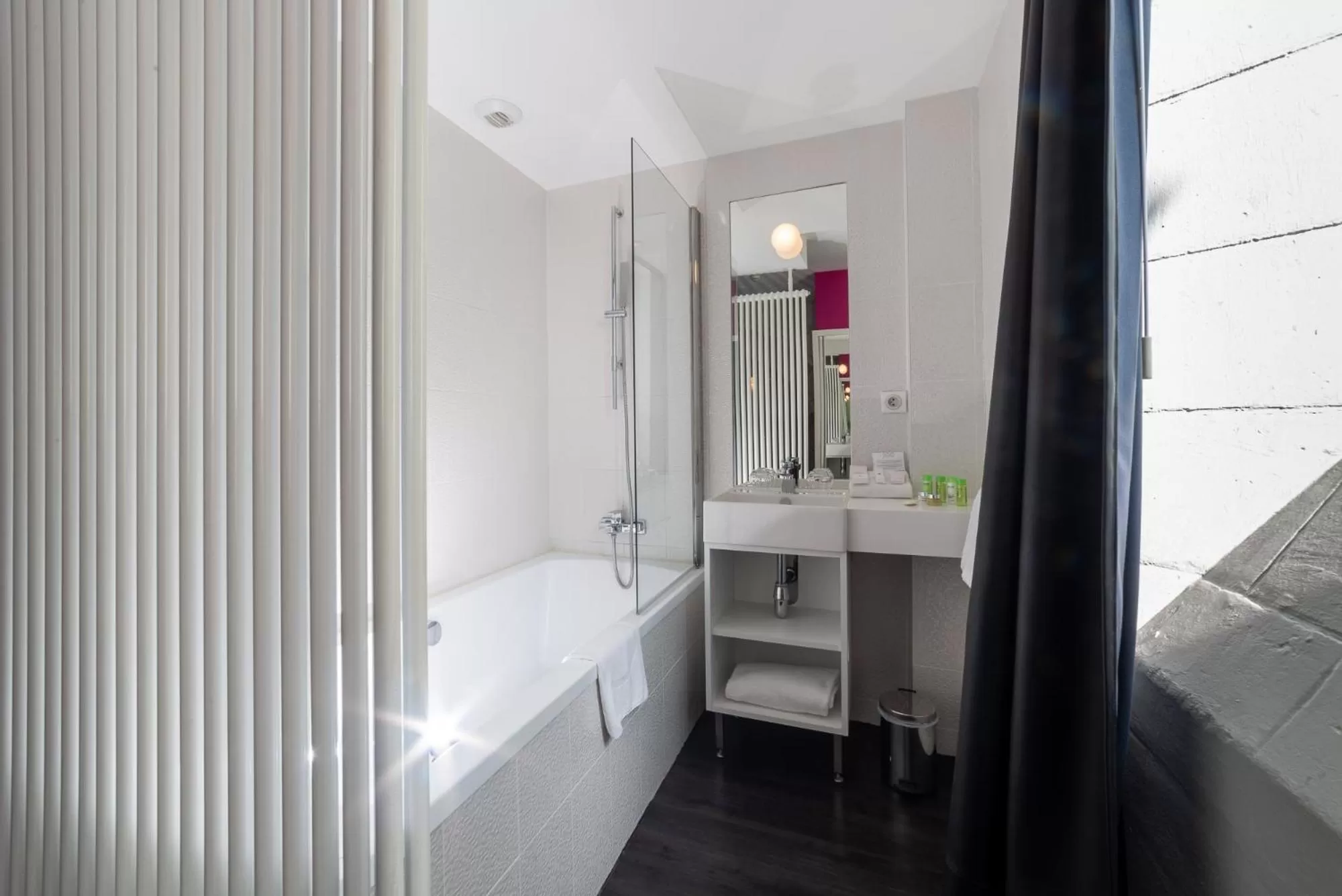 Bathroom in SOZO Hotel