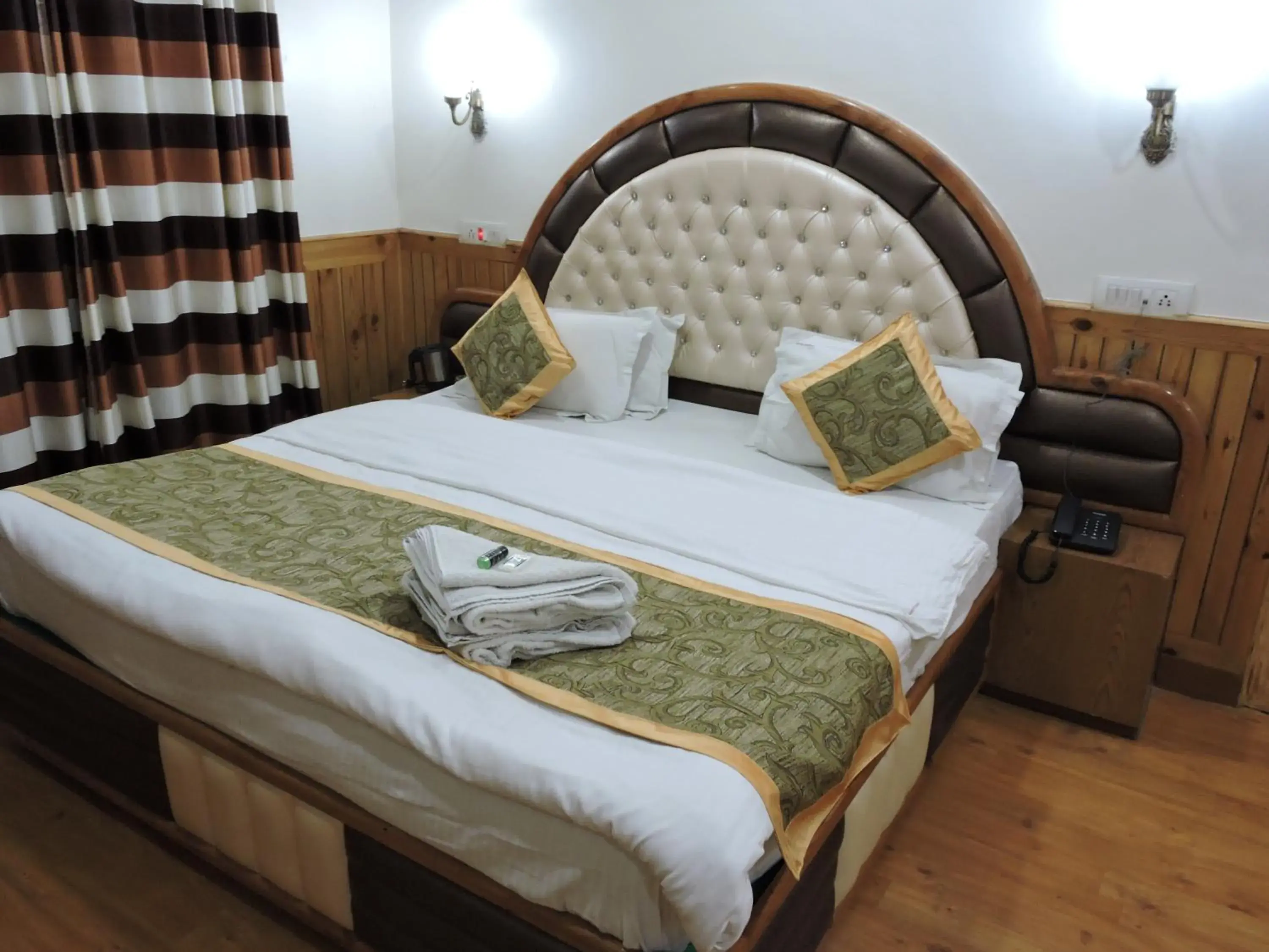 Bedroom, Bed in Hotel Chaman Palace