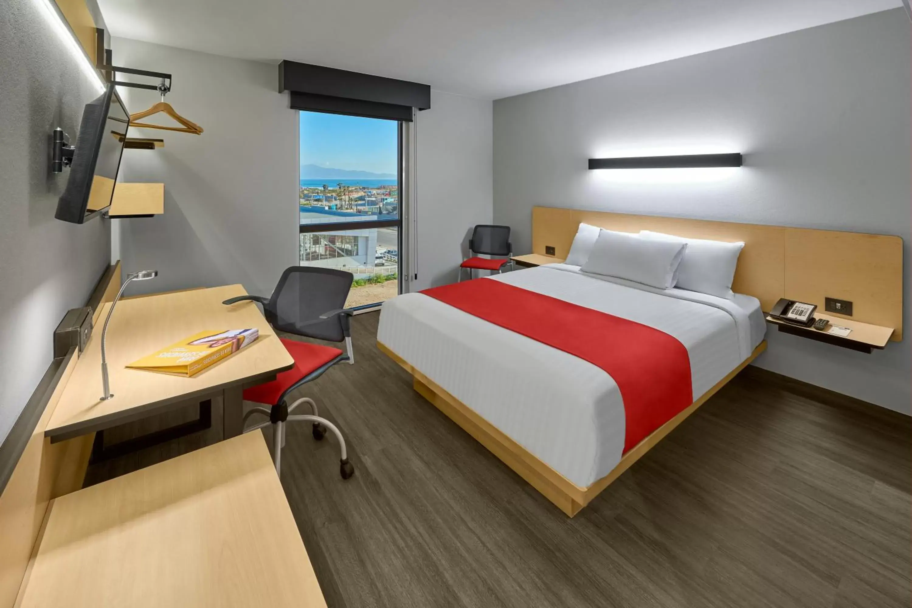 Photo of the whole room, Bed in City Express by Marriott Caborca