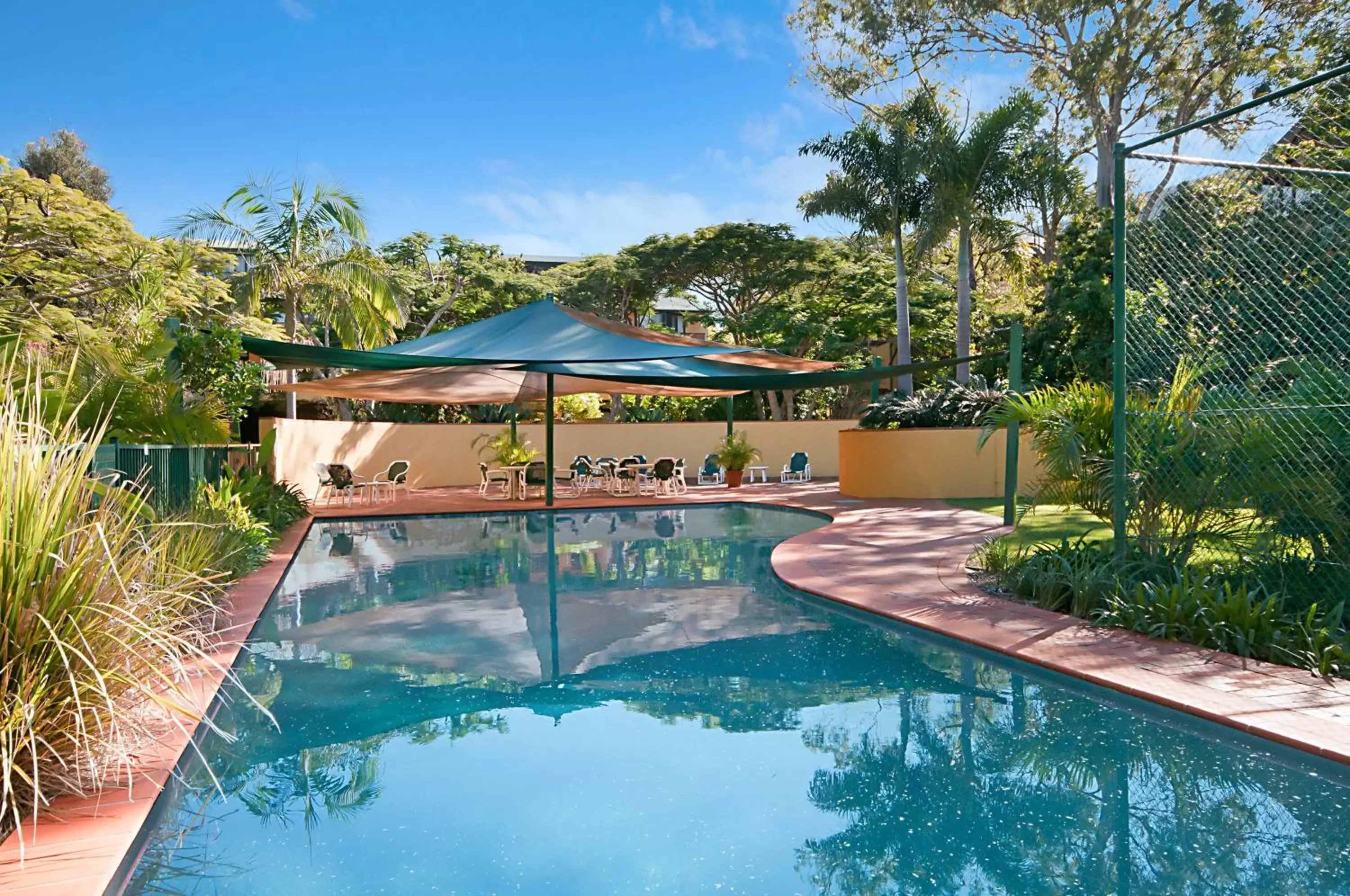 Swimming Pool in Byron Links Apartments