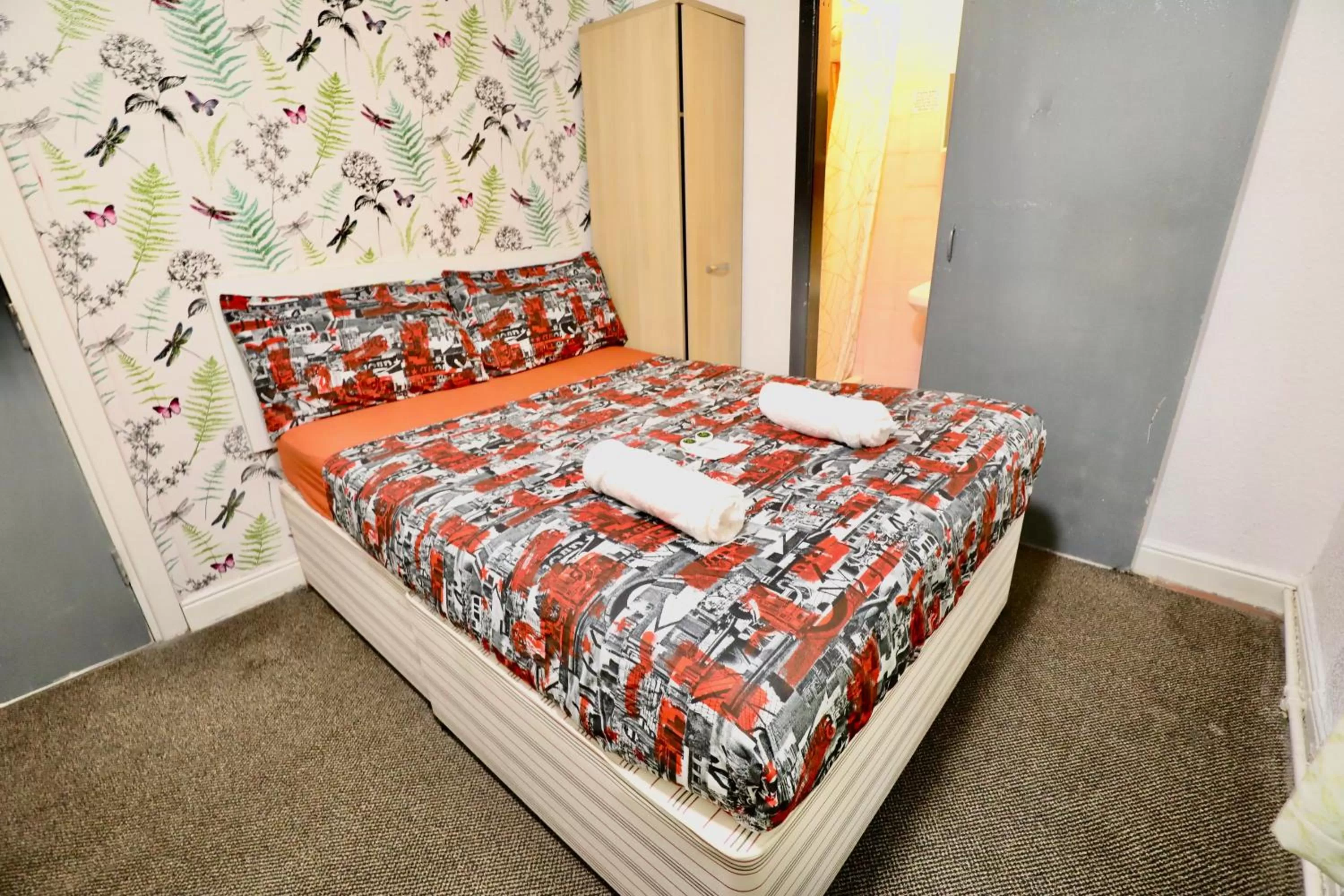 Bed in Blackpool Central Hotel