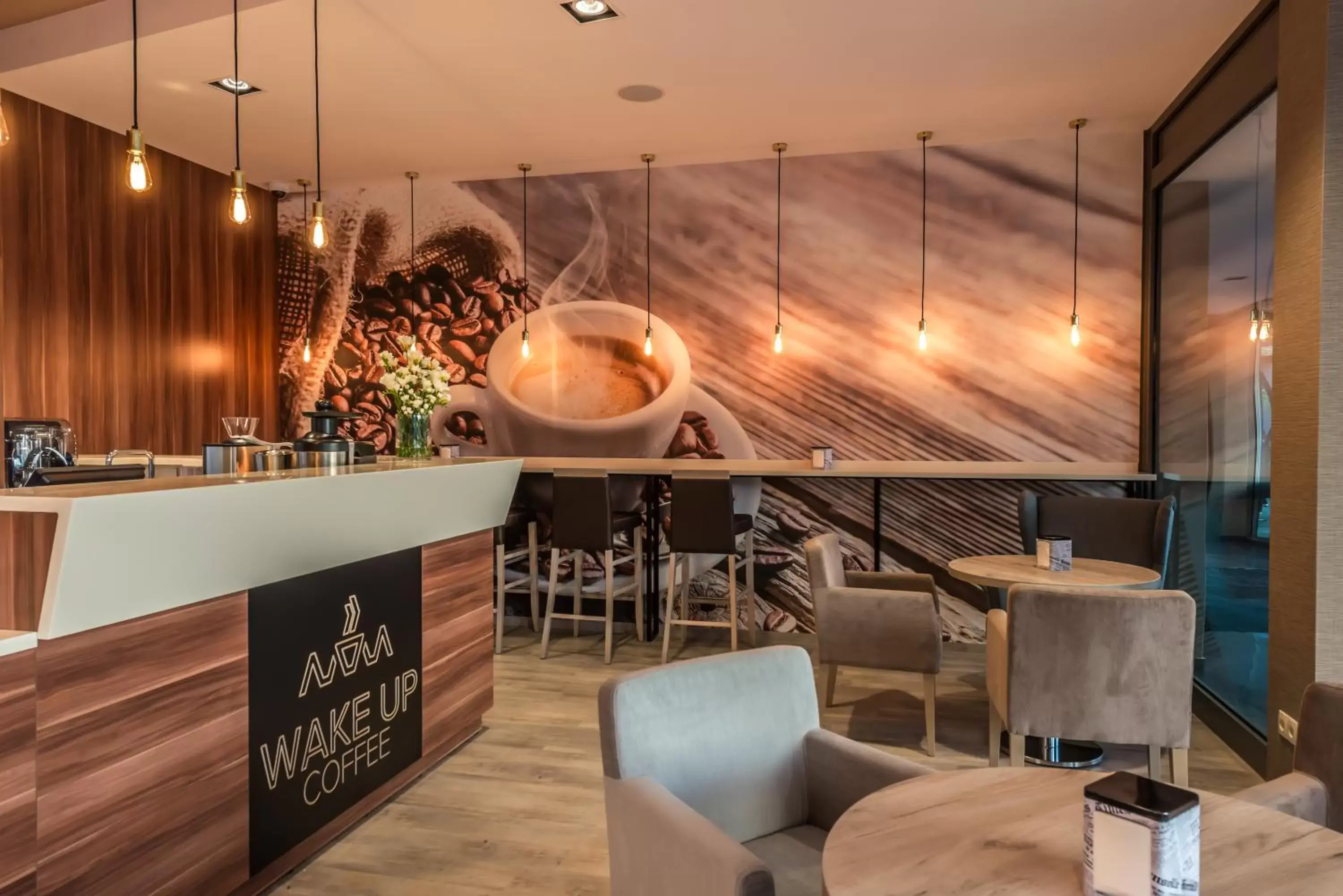 Restaurant/places to eat in APART HOTEL 12 Restaurant/places to eat in APART HOTEL 12