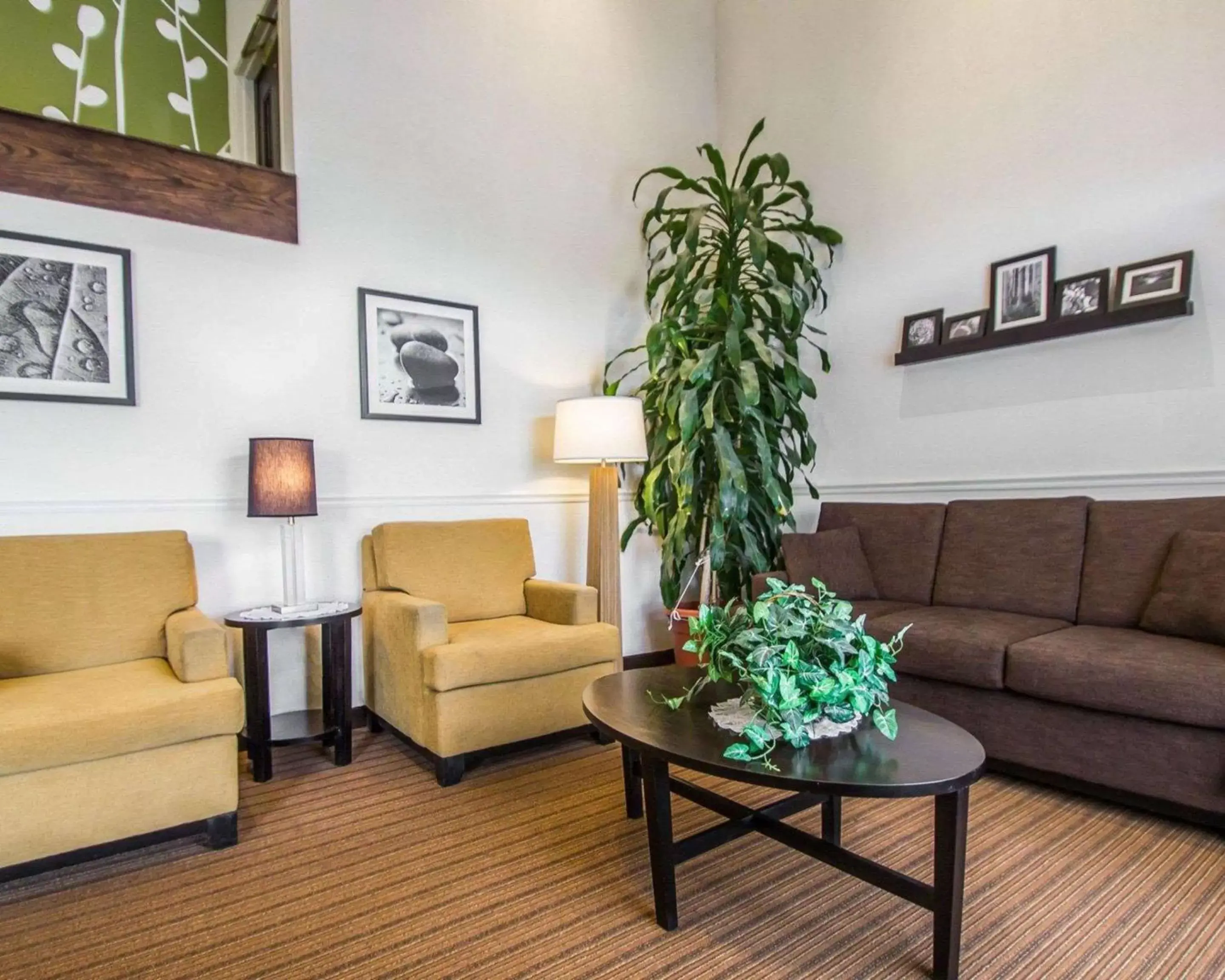 Lobby or reception in Sleep Inn & Suites Niantic