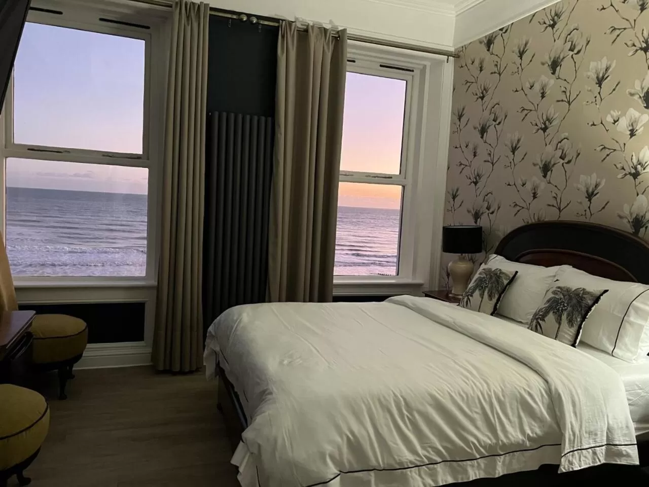 Other, Bed in Astral Lodge