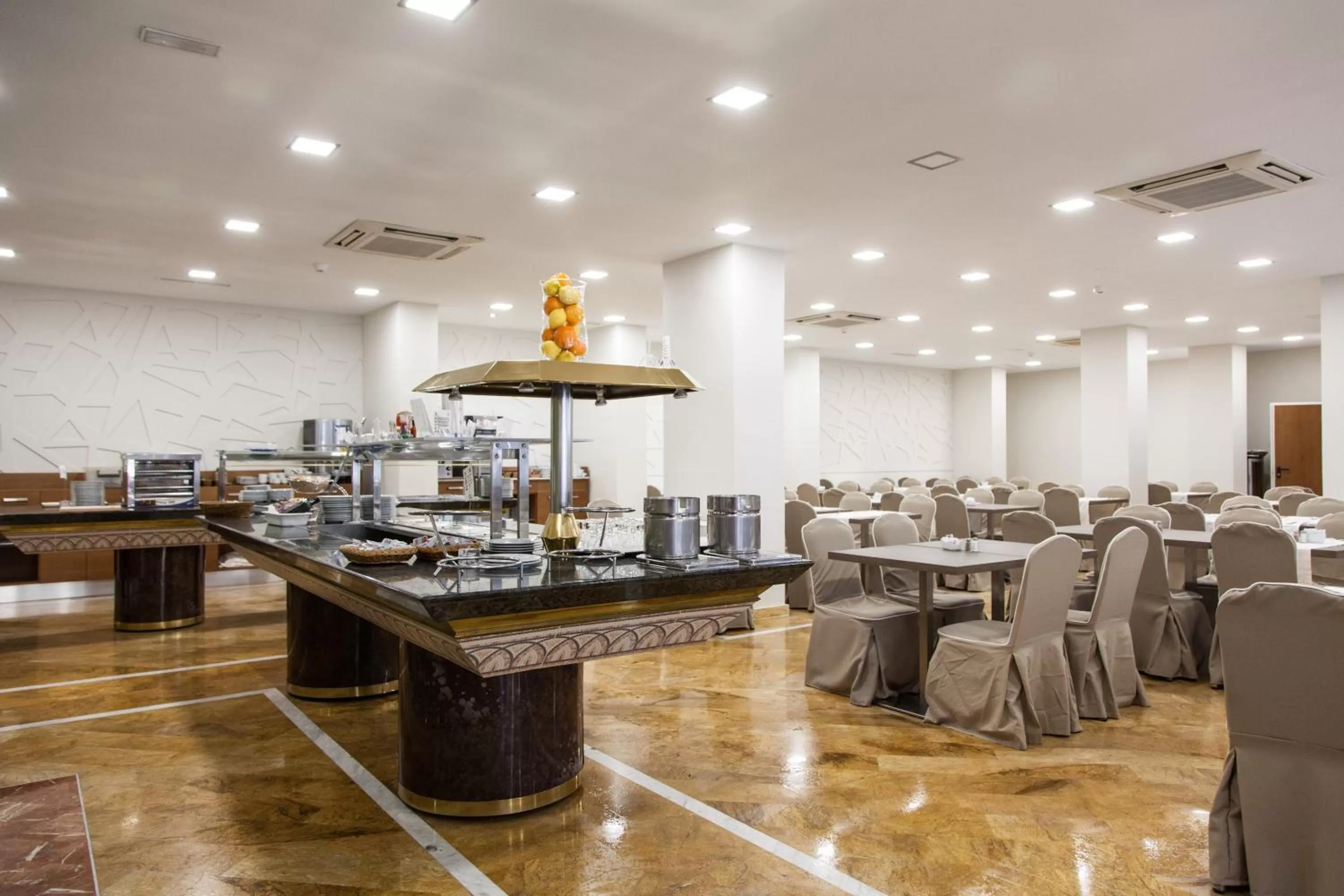 Restaurant/places to eat in Porcel Sabica