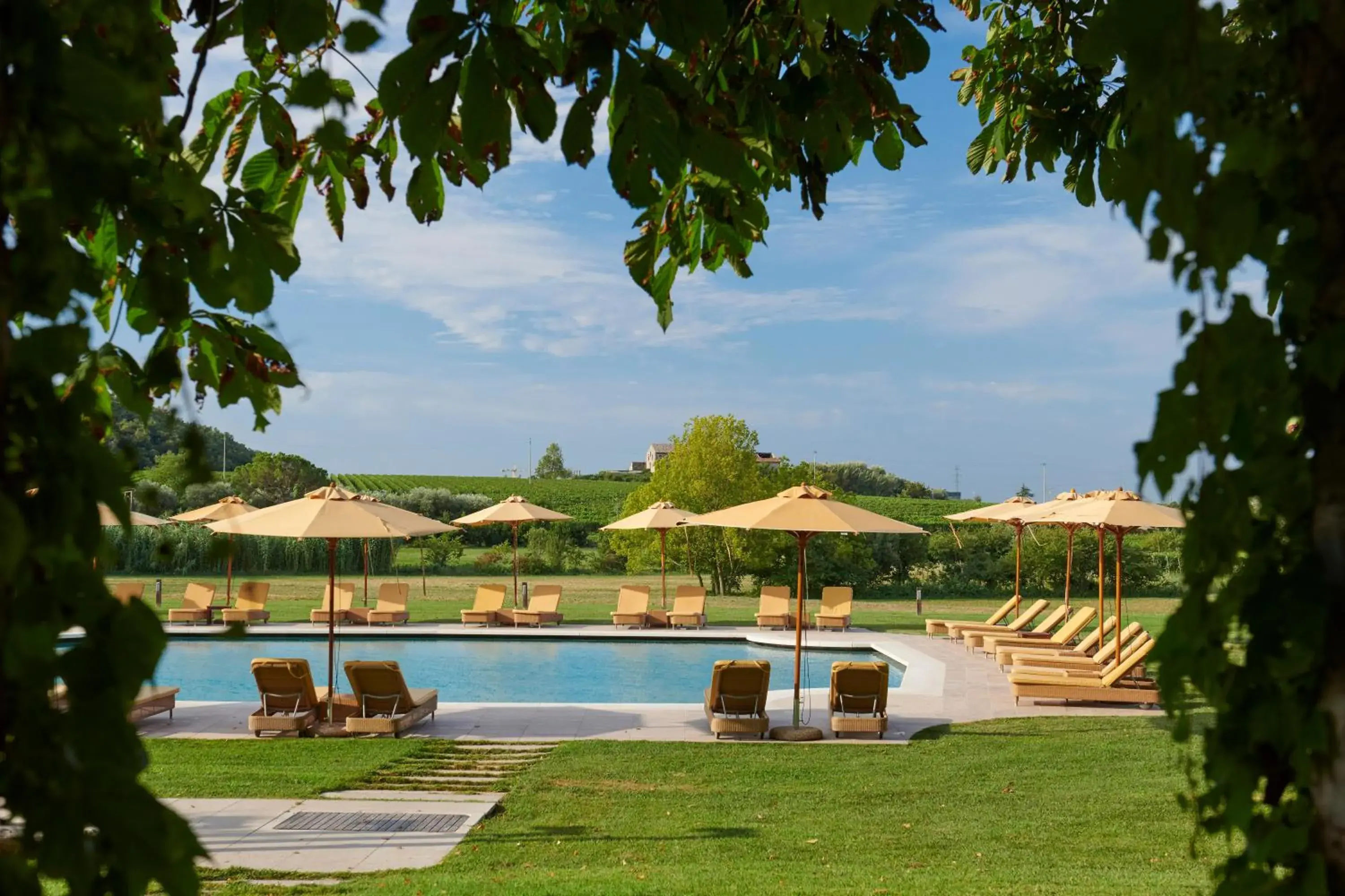 Swimming Pool in Villa Cordevigo Wine Relais
