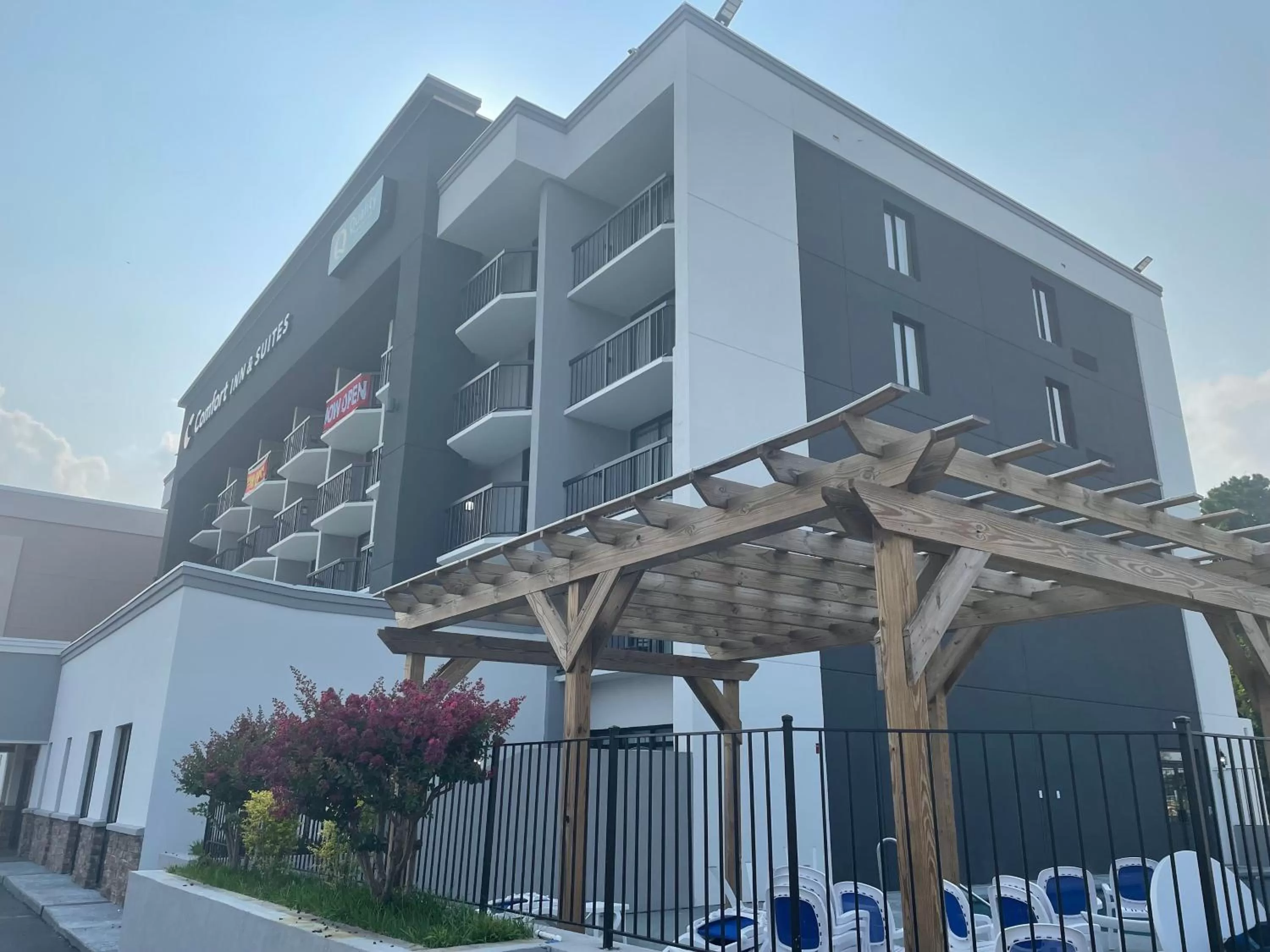 Property building in Comfort Inn & Suites Spring Lake - Fayetteville near Fort Bragg