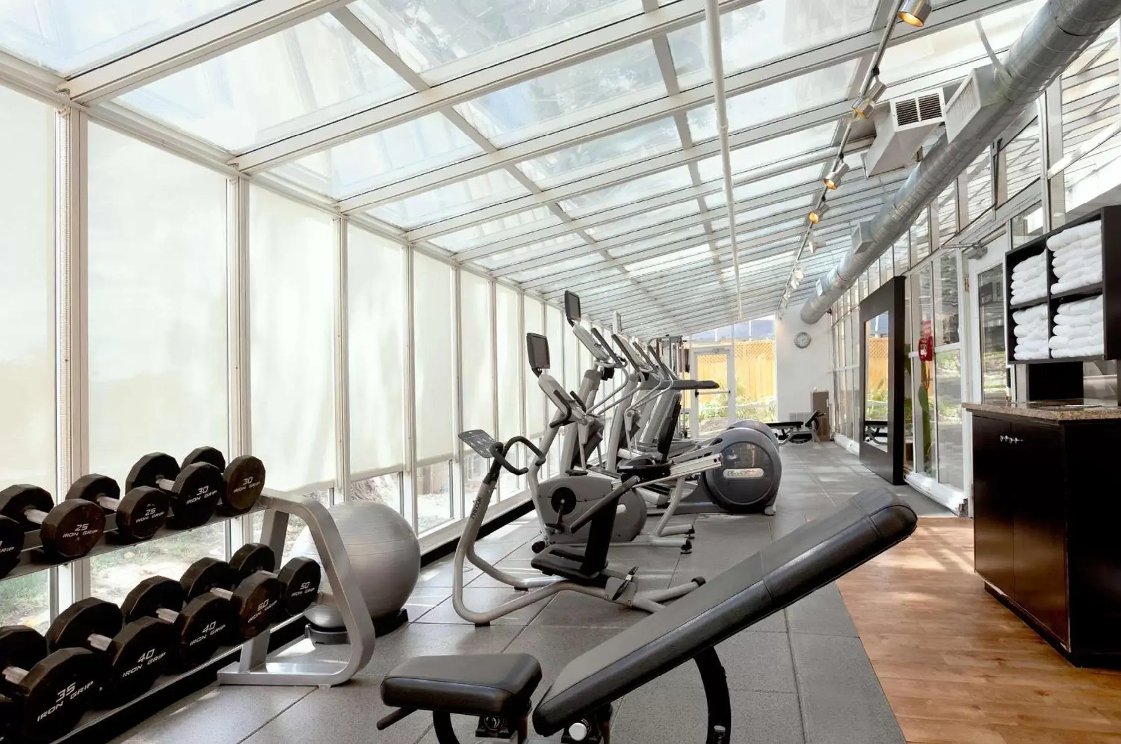 Fitness centre/facilities, Fitness Center/Facilities in Embassy Suites San Francisco Airport - Waterfront
