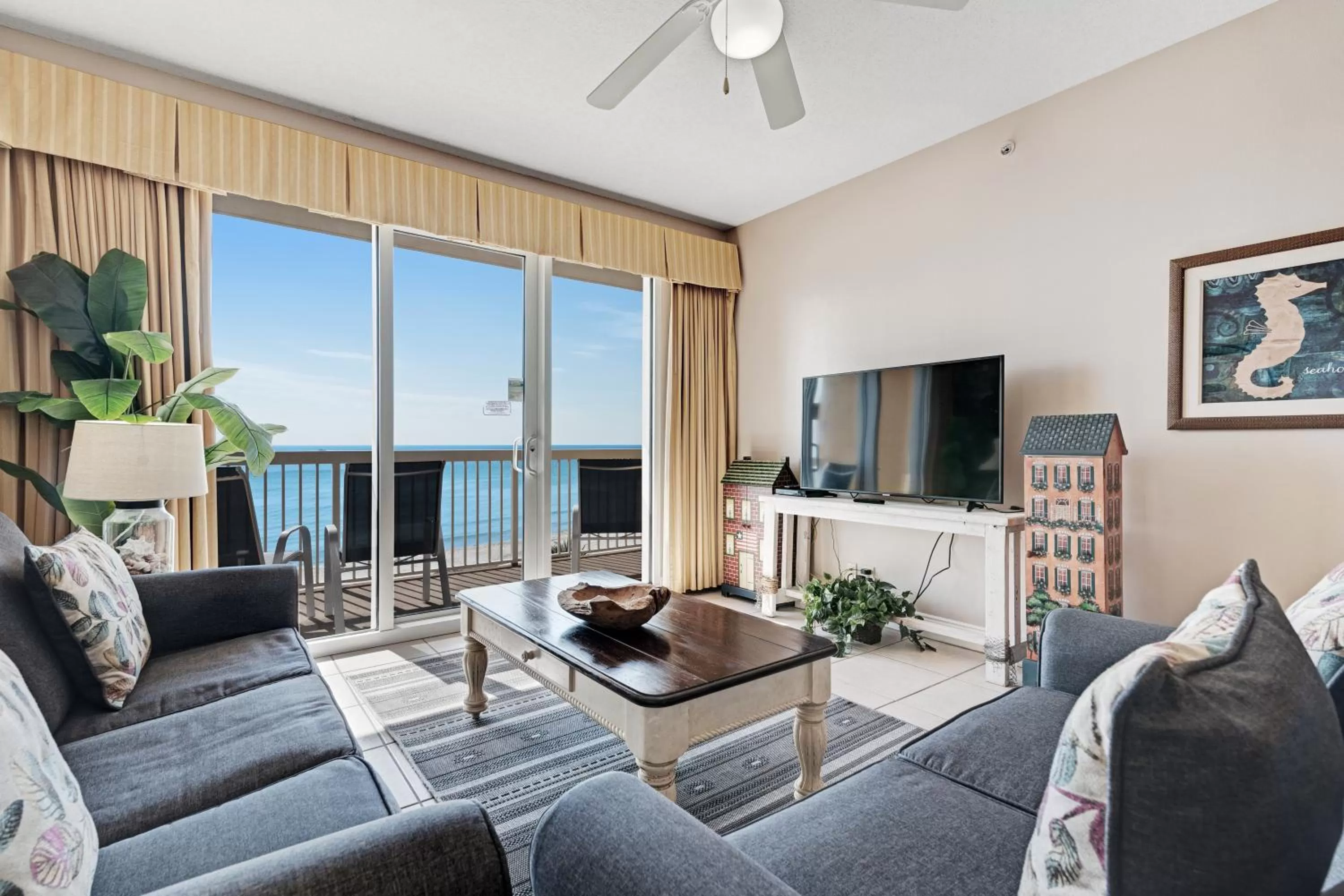 Seating Area in Calypso Resort