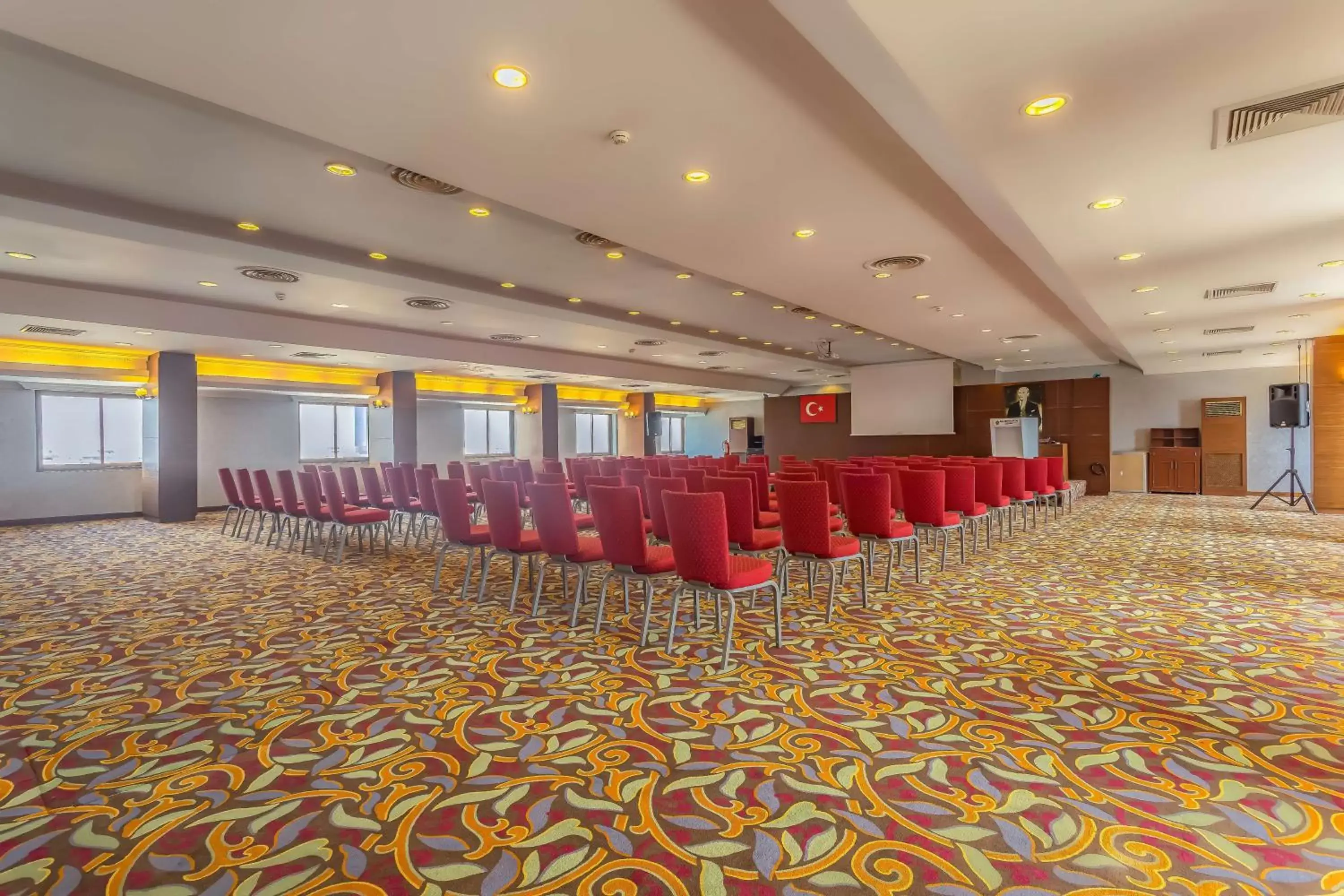 Banquet/Function facilities, Banquet Facilities in Best Western Plus Khan Hotel