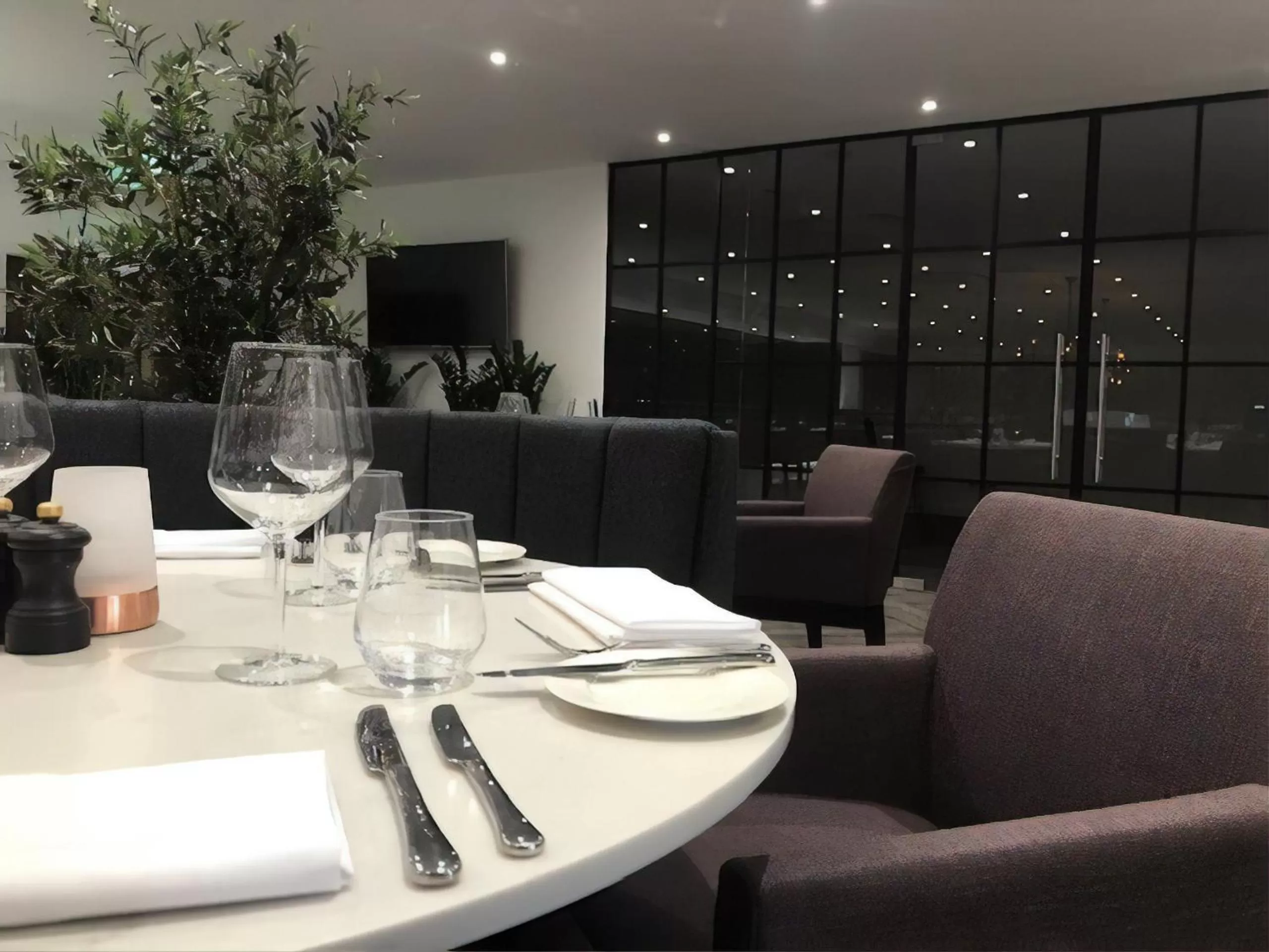 Restaurant/places to eat in Garner Hotel Preston Samlesbury by IHG