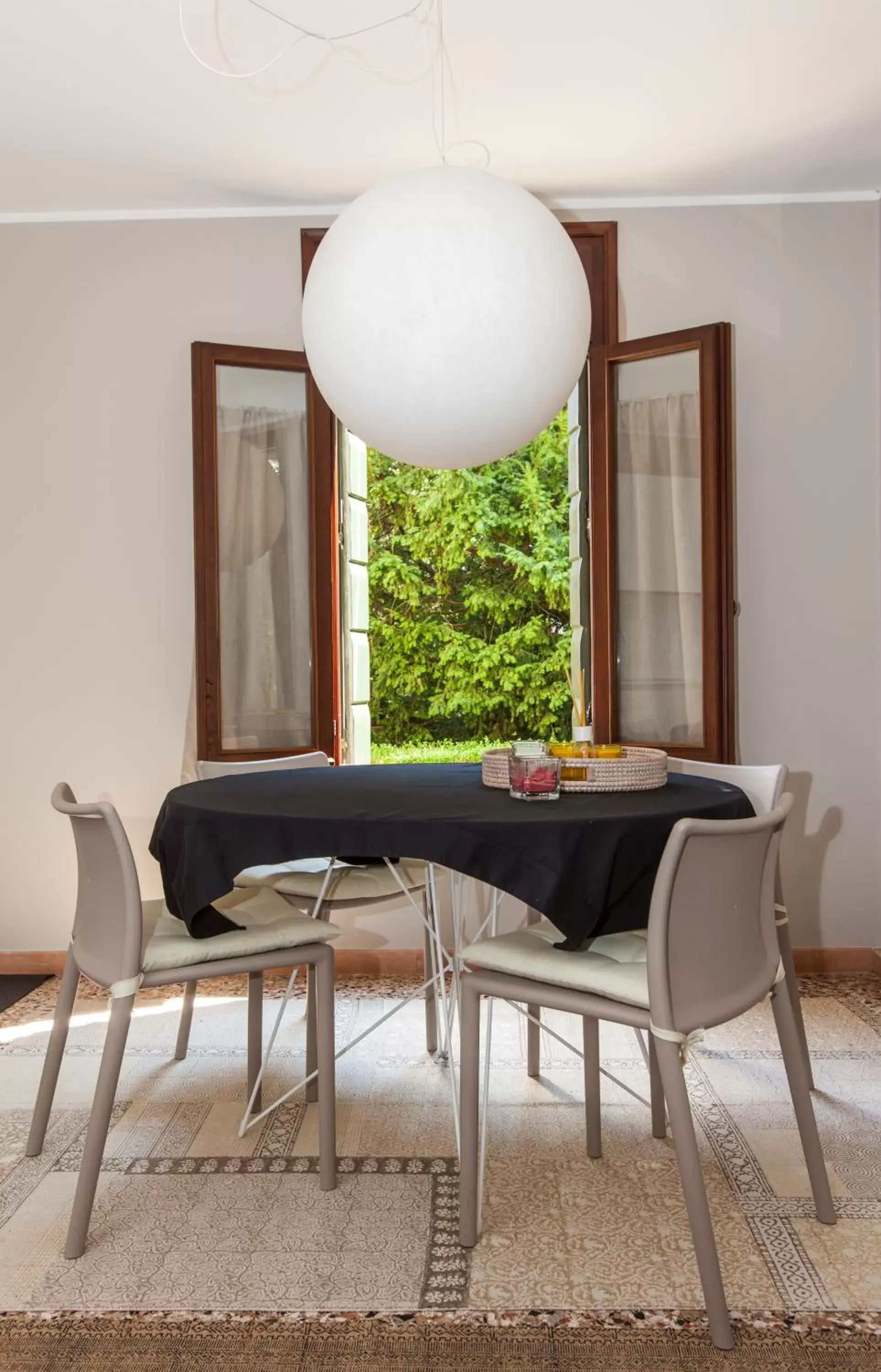 Dining area in Villa Moro Lin Design Apartments