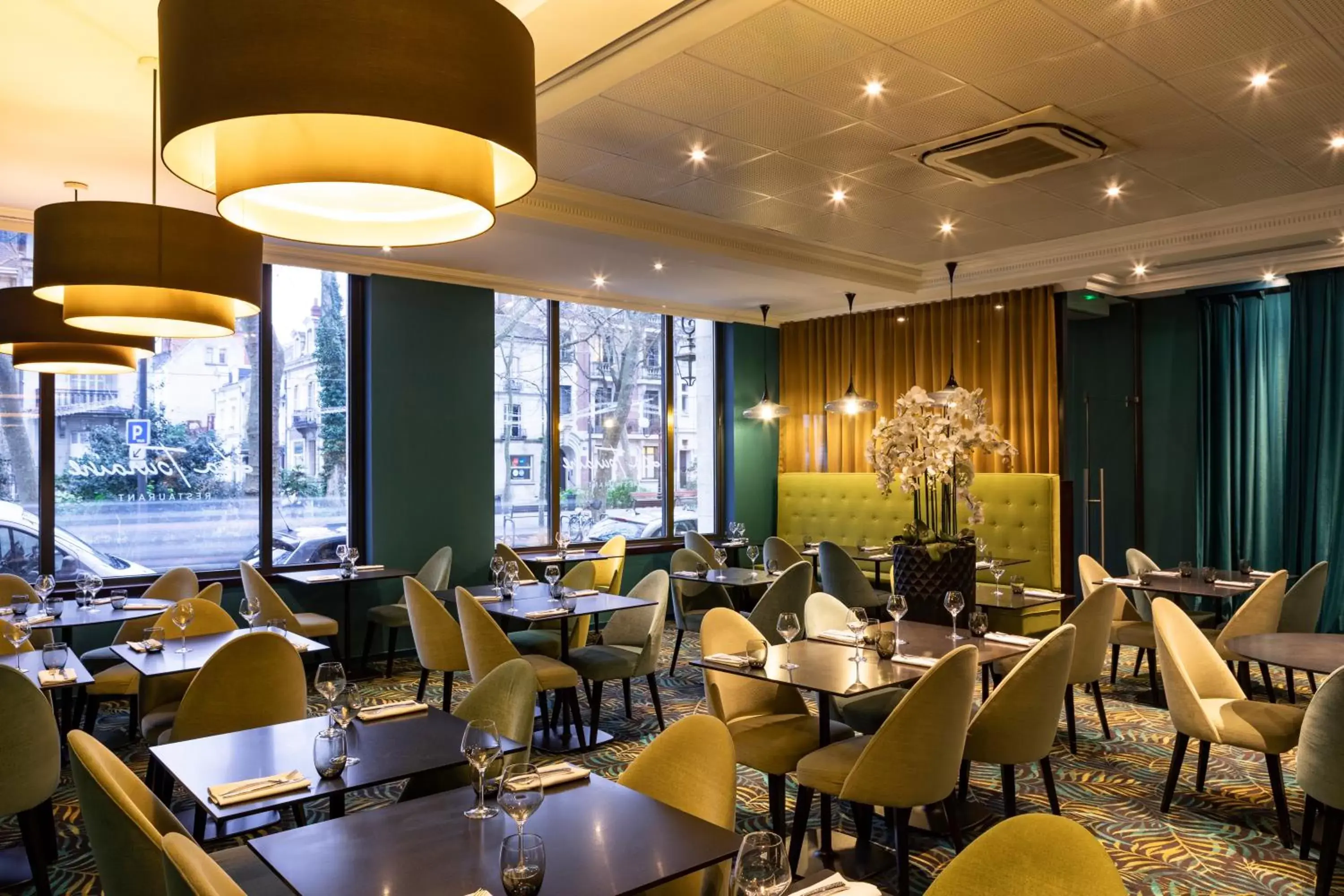 Restaurant/places to eat in Hôtel & SPA Oceania L'Univers Tours Restaurant/places to eat in Hôtel & SPA Oceania L'Univers Tours