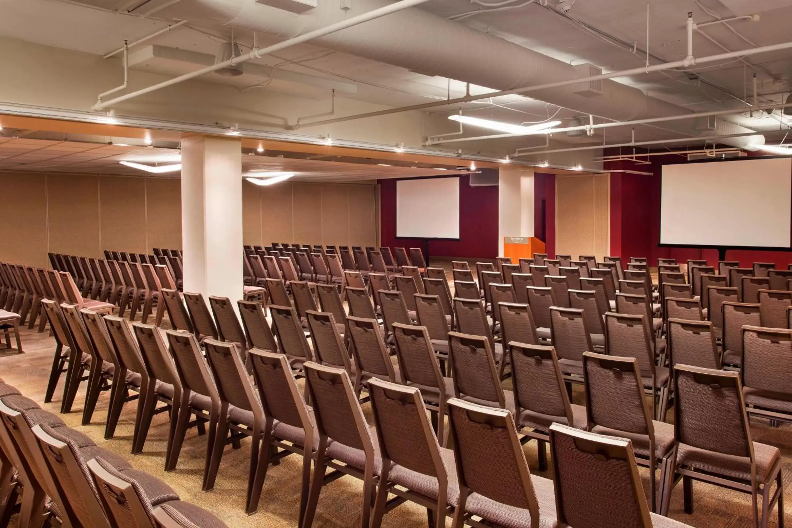 Meeting/conference room in The Westin Peachtree Plaza, Atlanta