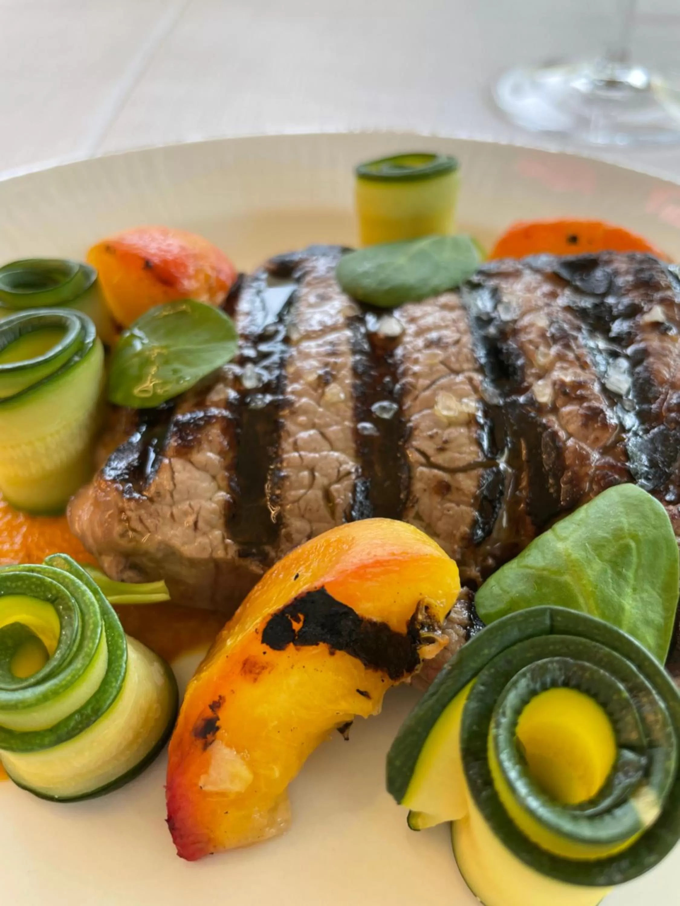 Food and drinks in Antico Borgo Molino 7cento vicino ai Giardini di Ninfa