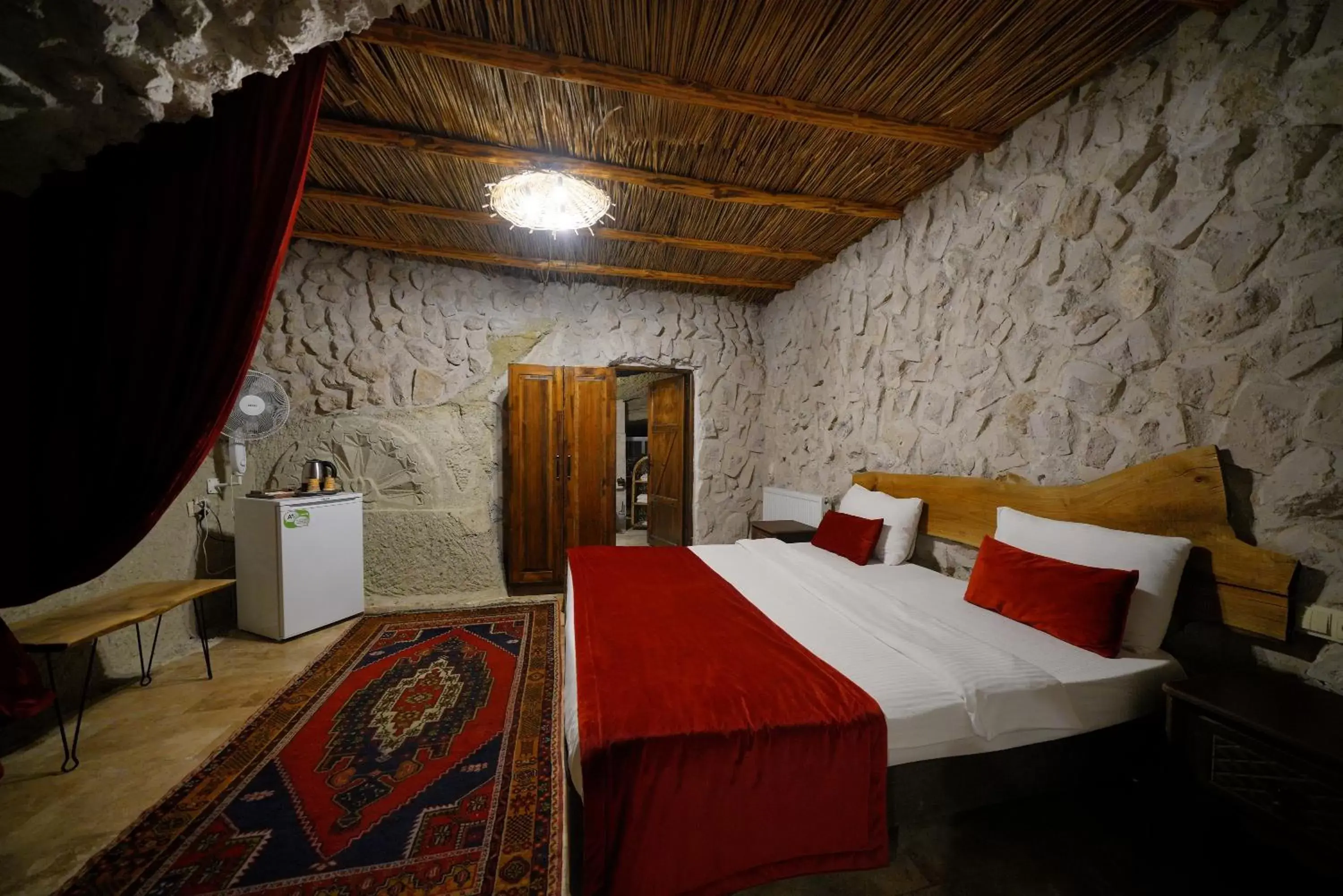 Bedroom, Bed in Cappadocia Nar Cave House & Hot Swimming Pool