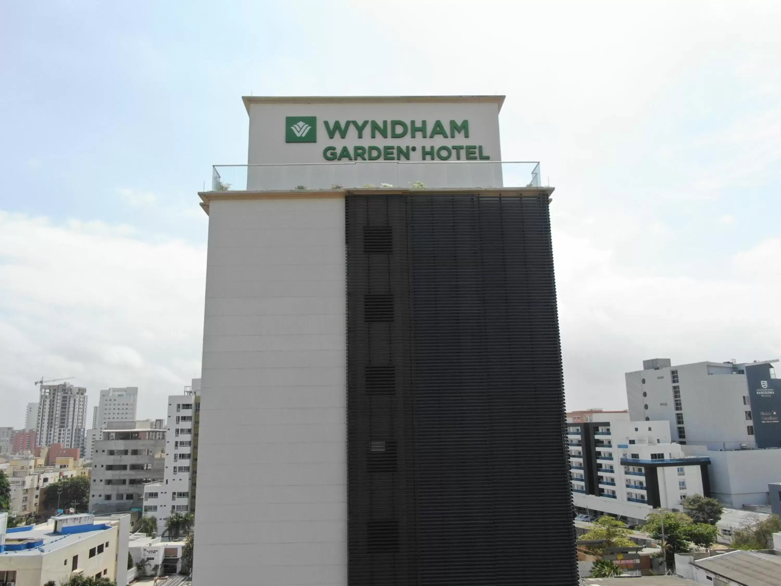 Property Building in Wyndham Garden Barranquilla