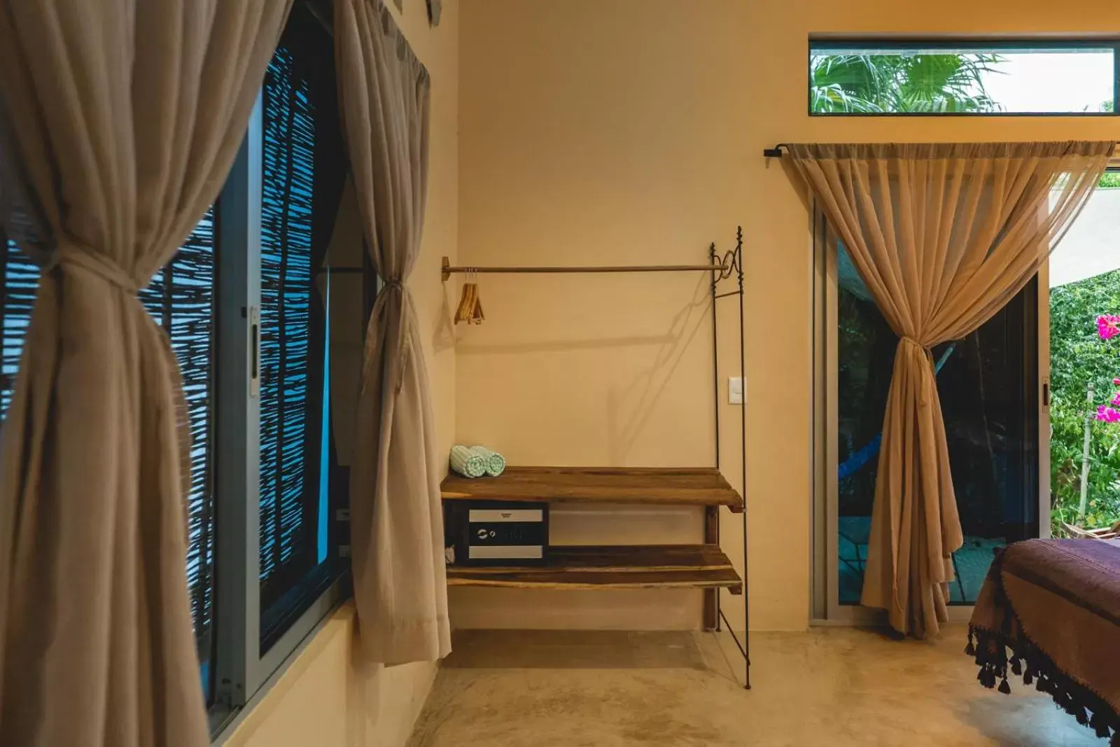 Bedroom in Casa Mia El Cuyo Eco Beach Boutique Hotel