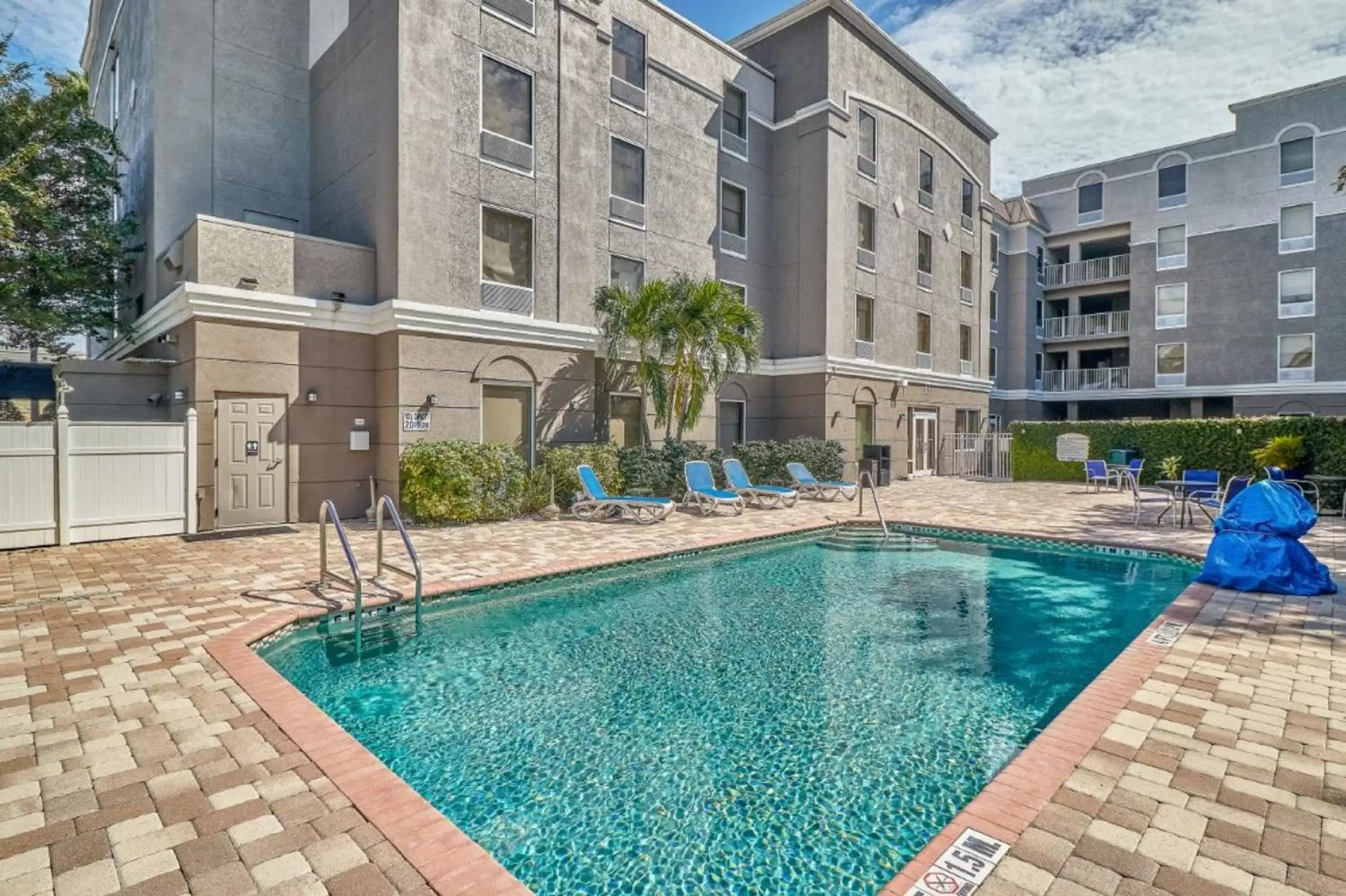 Swimming Pool in Holiday Inn Express Hotel & Suites Clearwater US 19 North, an IHG Hotel