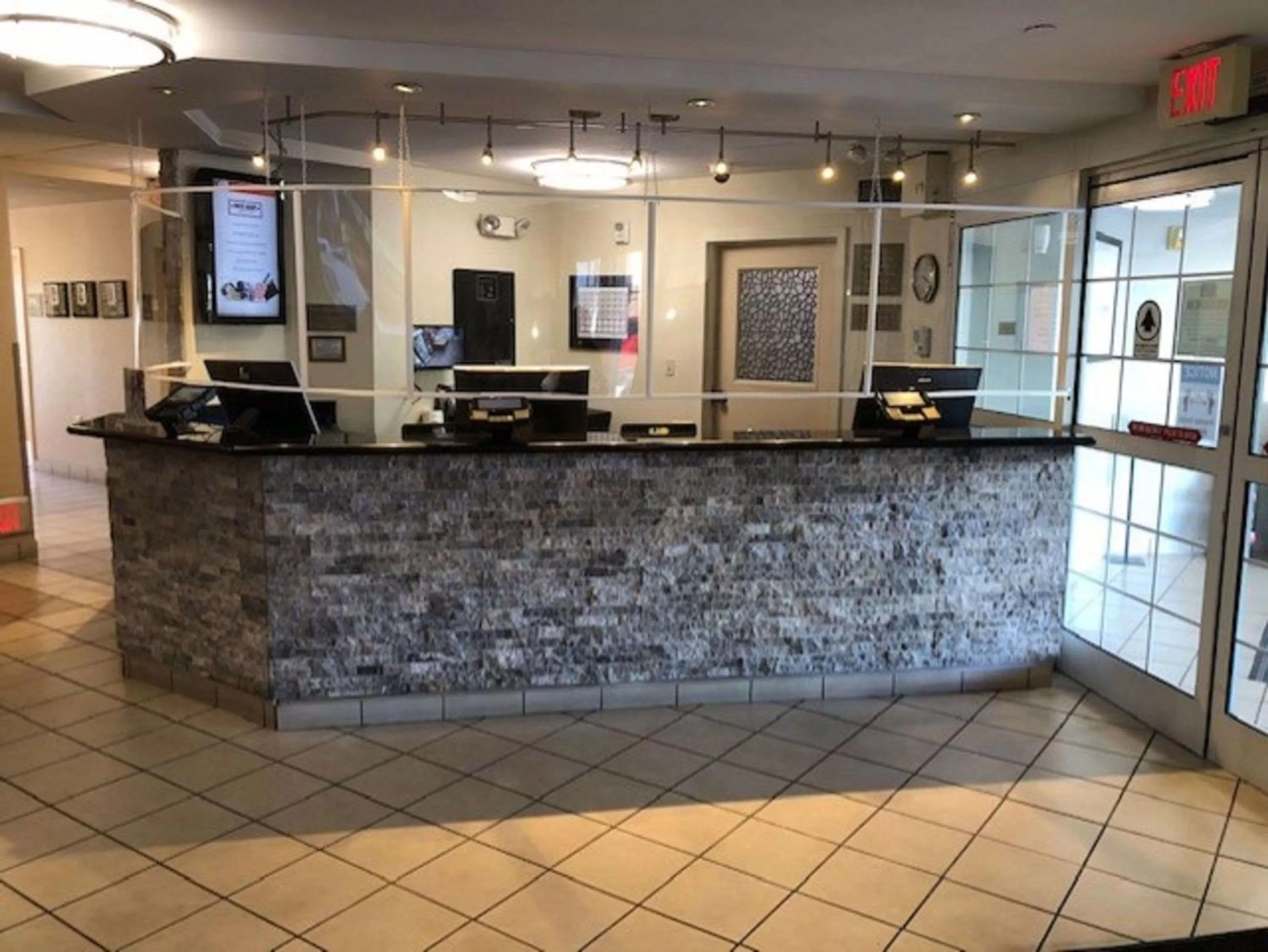 Lobby or reception in Sonesta Simply Suites Las Vegas Convention Center